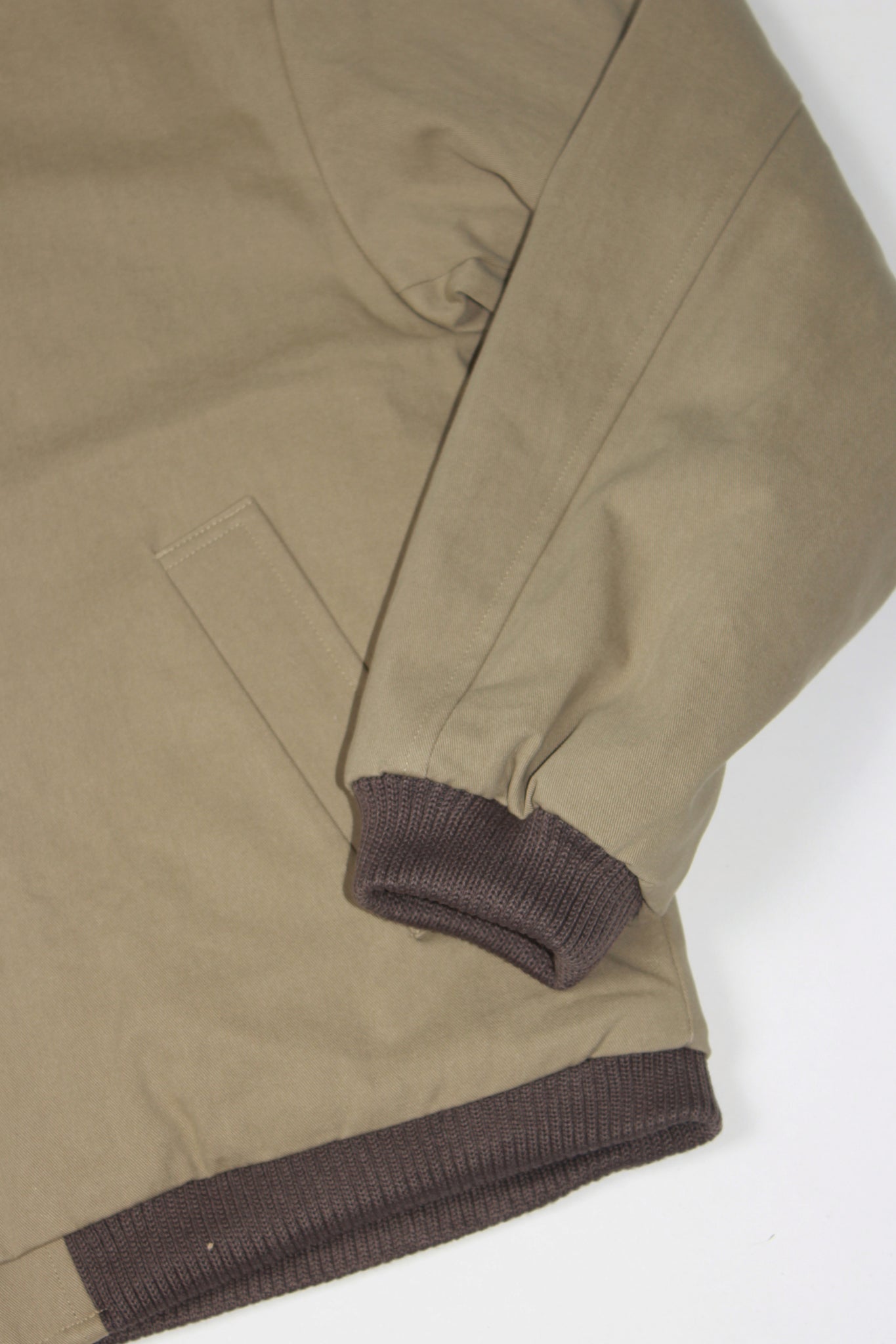 Senne Padded Jumper in Khaki Green