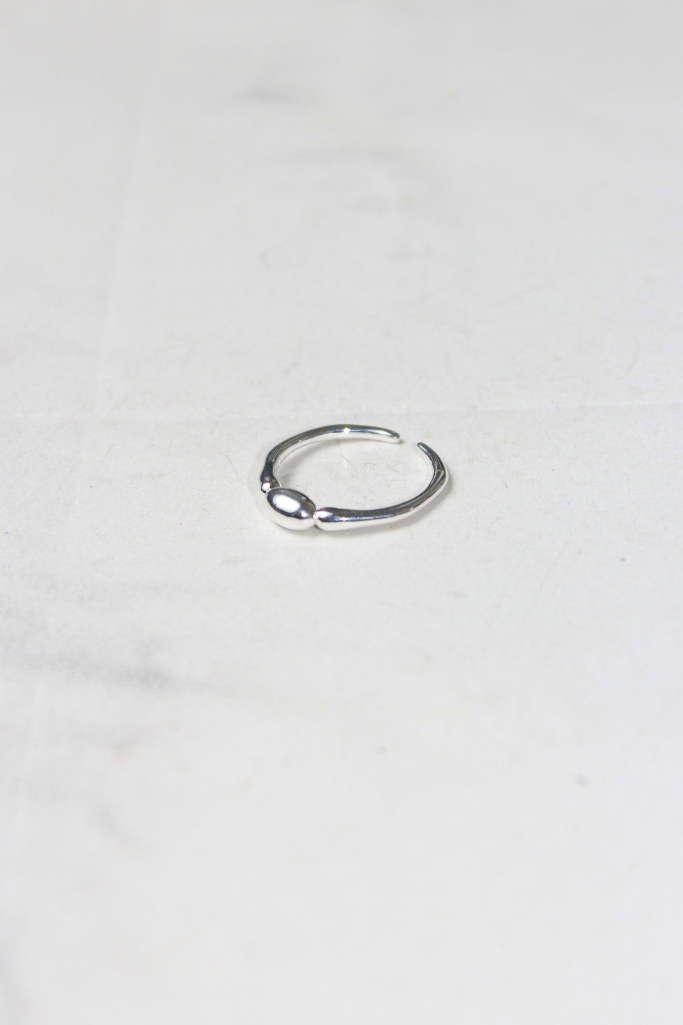 Oval Point Ring in Silver