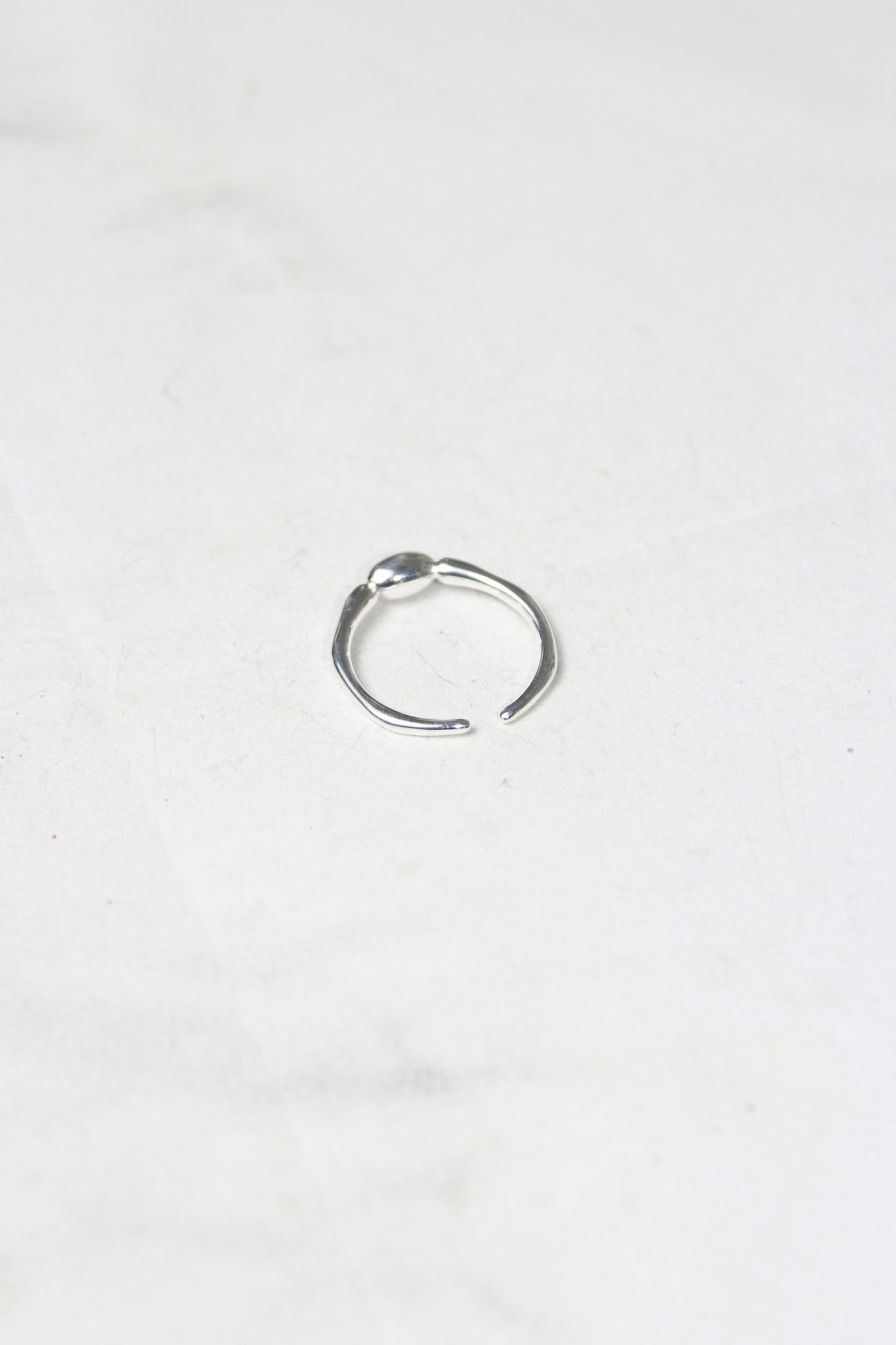 Oval Point Ring in Silver