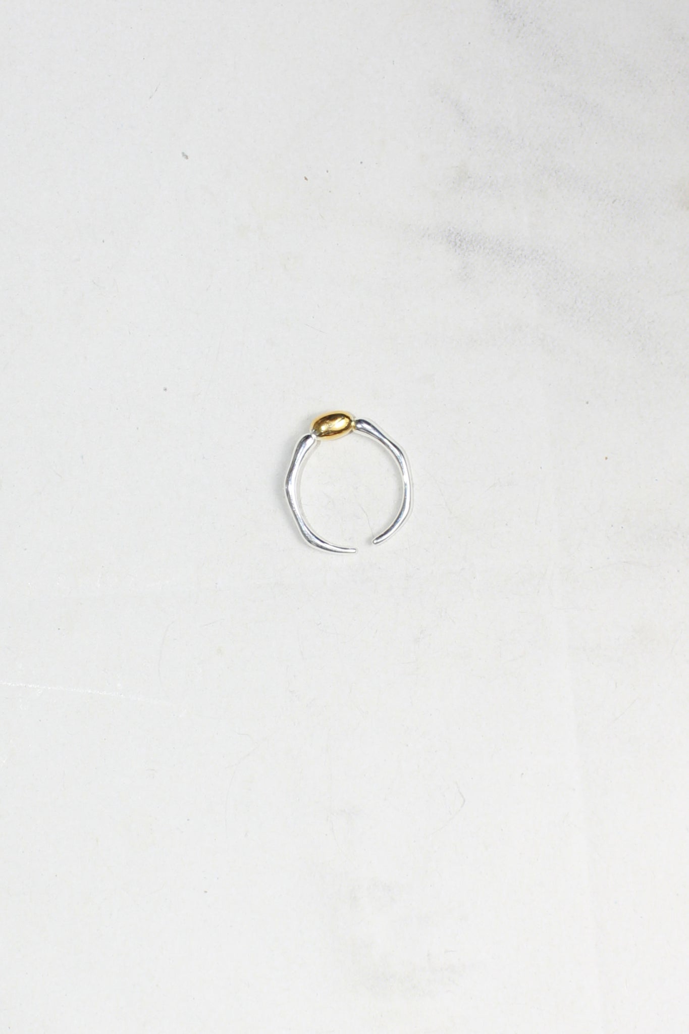 Oval Point Ring in Mix