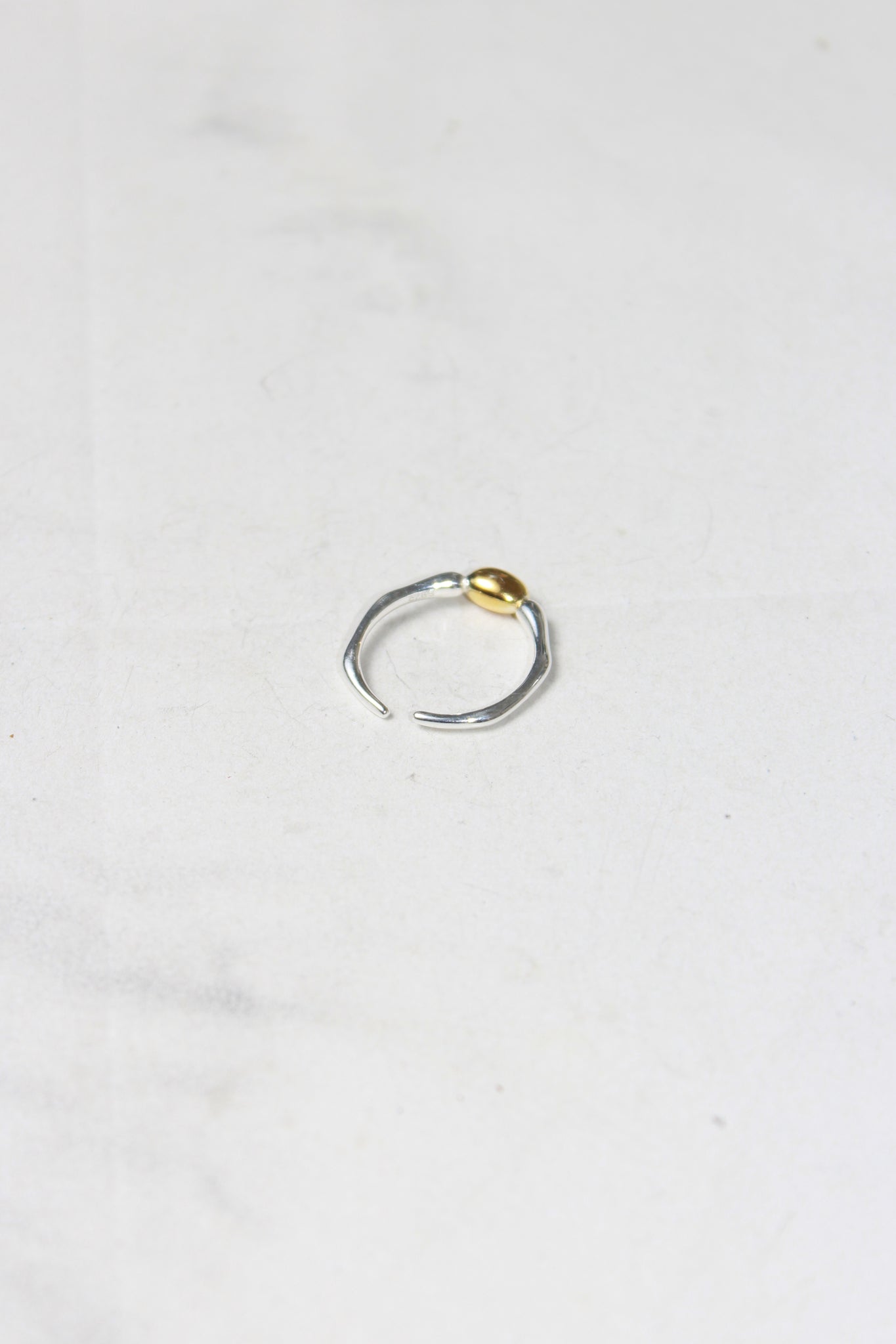 Oval Point Ring in Mix