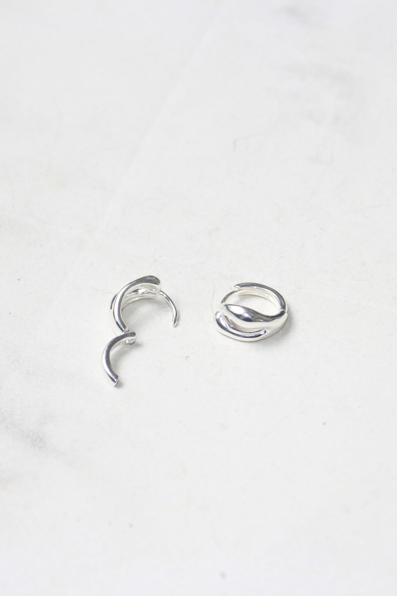 Open line Earring