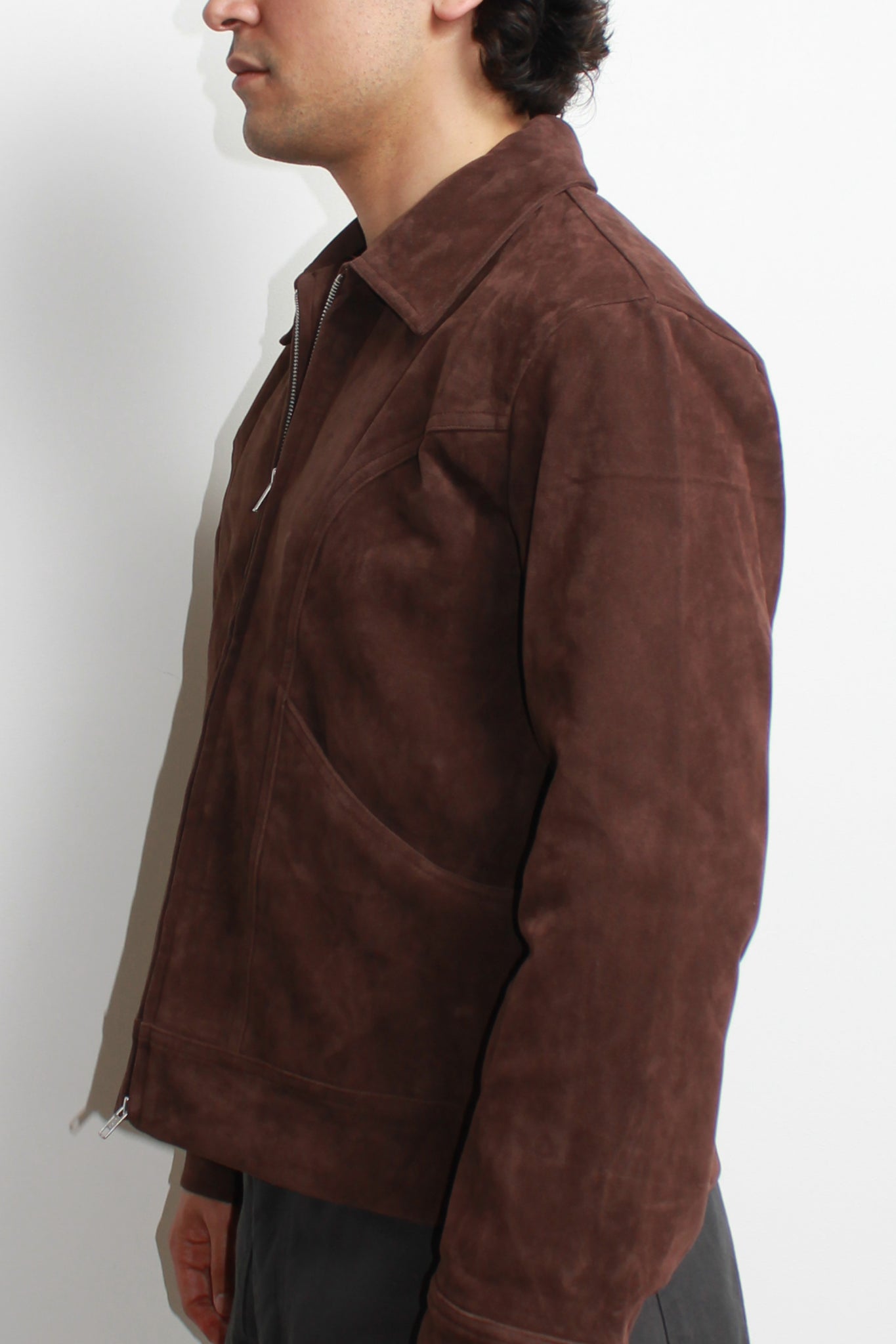 Curved suede Jacket in Brown