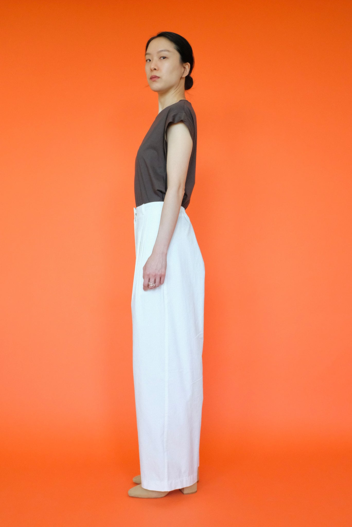 Pin Tuck Cotton Pants in White
