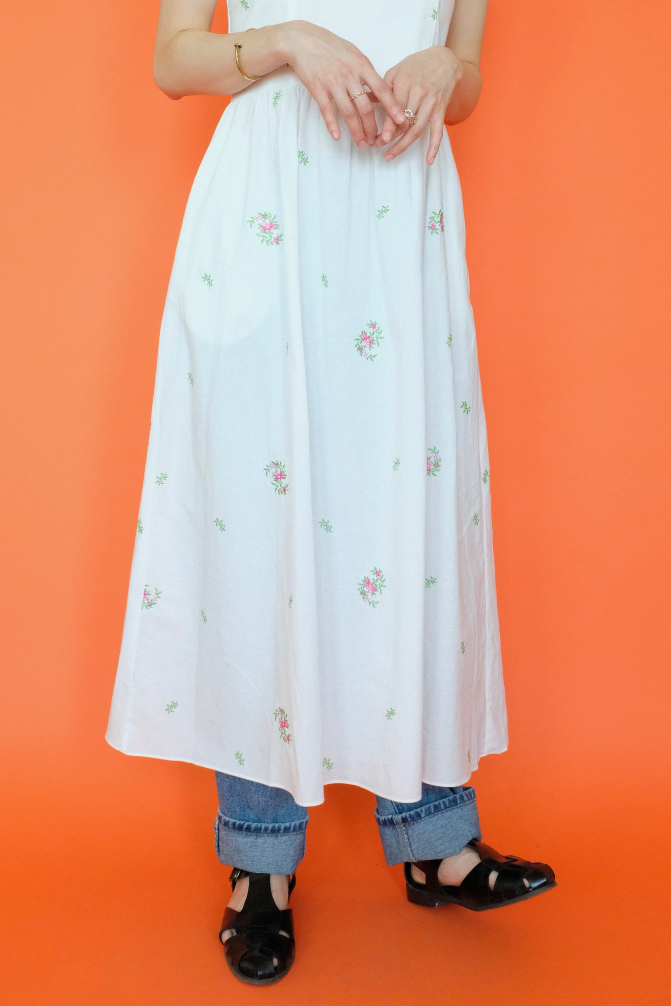 Flower embroidery Dress in White