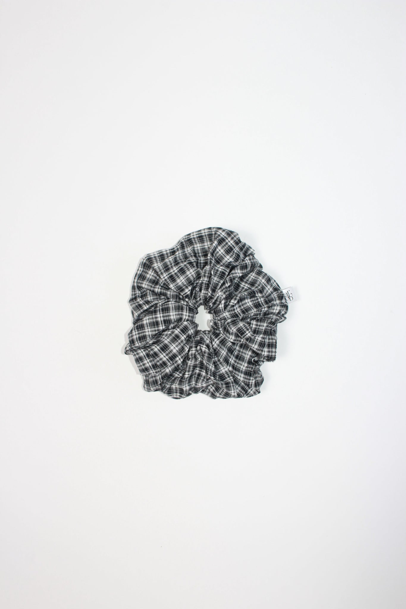Fall Checker Big Scrunchie in Black