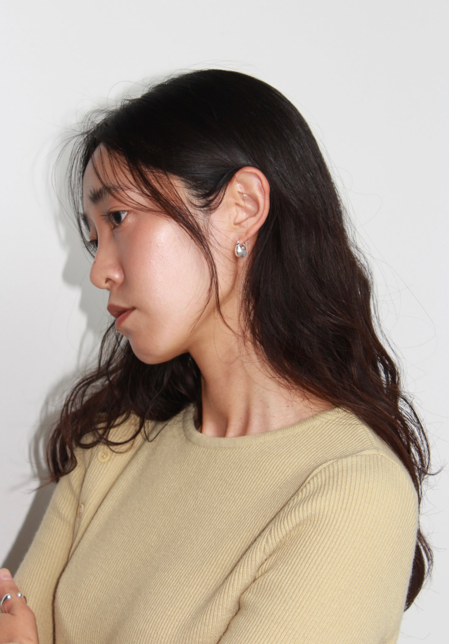 Line Shell Earring in Silver