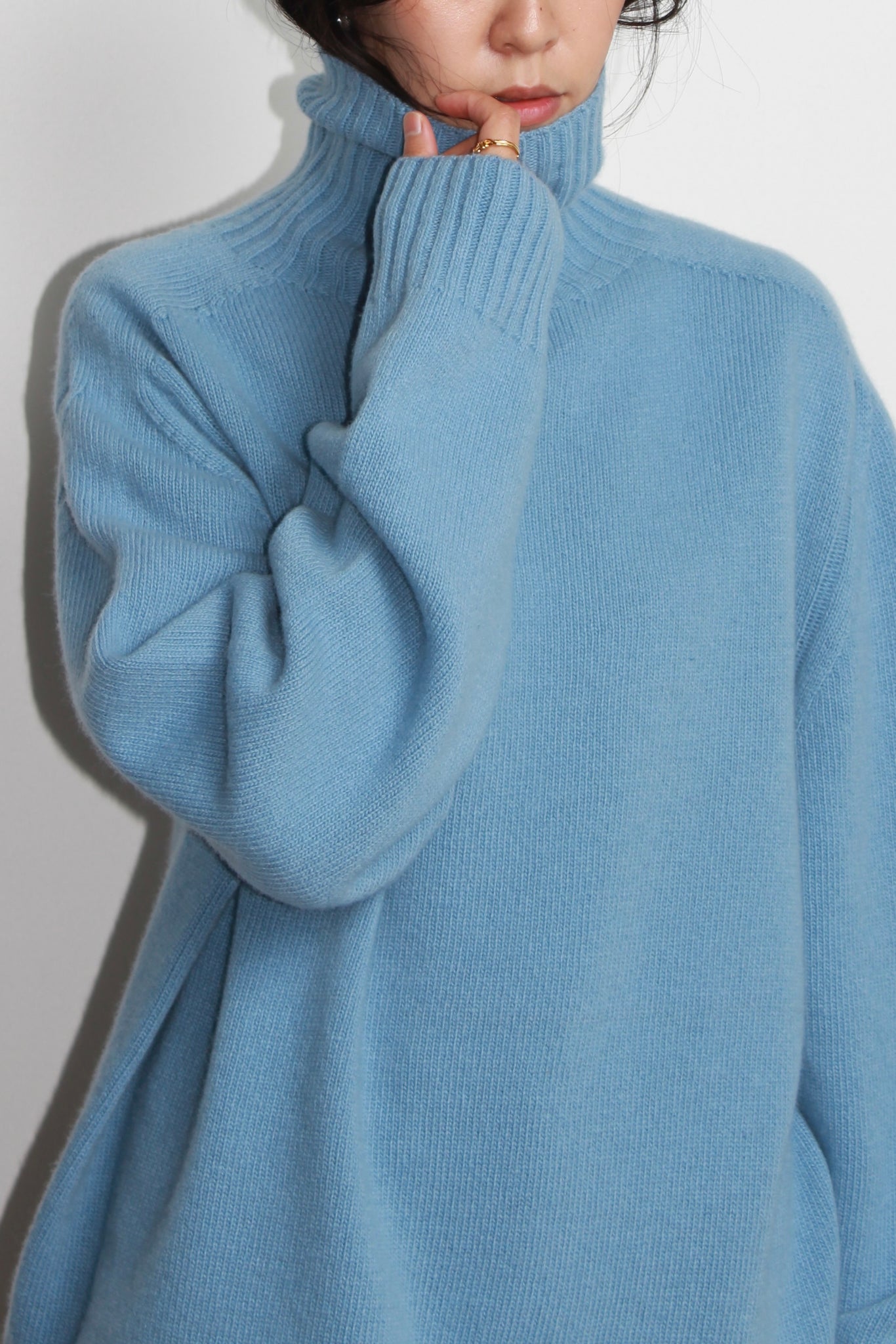 Whole garment Fine wool Turtleneck Sweater in Light Blue