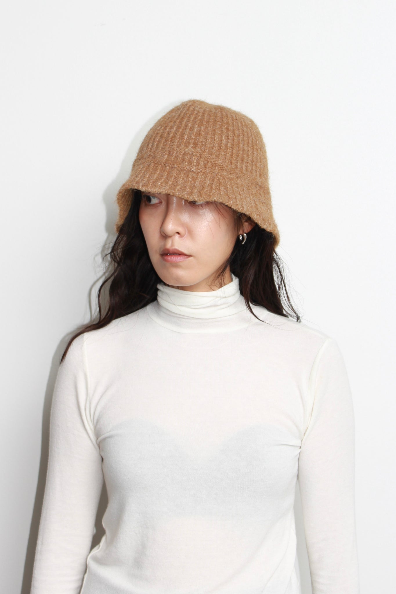 Ribbed Knit Bucket Hat in Khaki