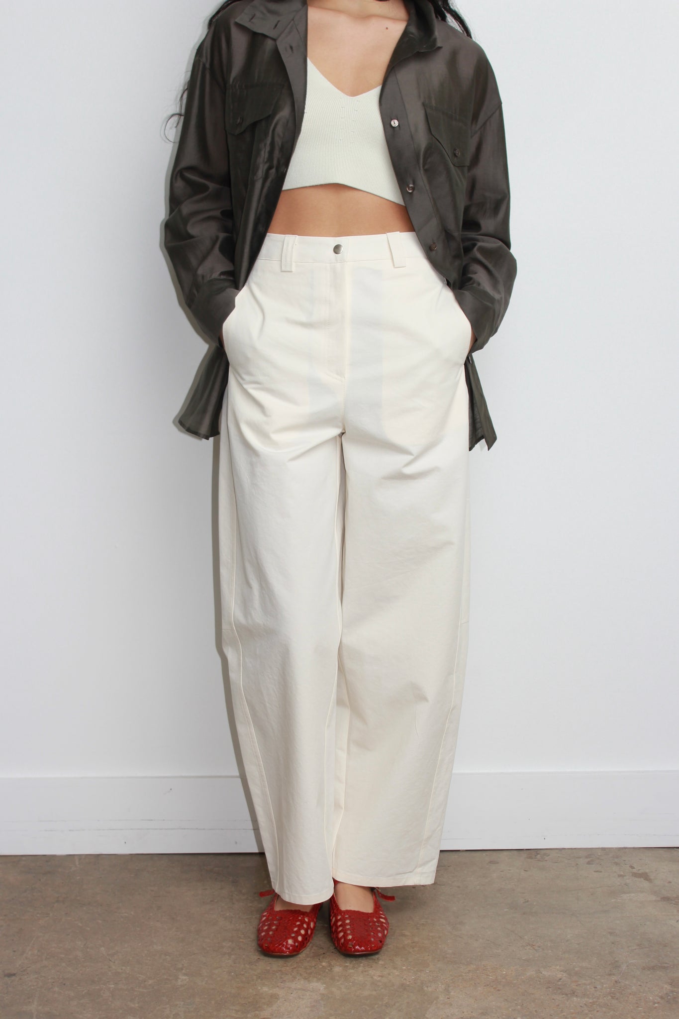 LS Cotton Barrel-Leg Pants in Off white