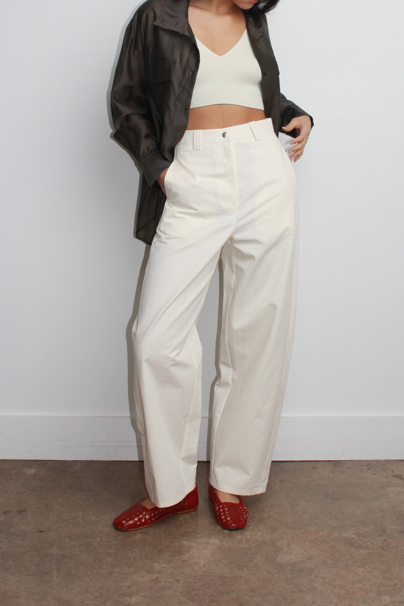 LS Cotton Barrel-Leg Pants in Off white