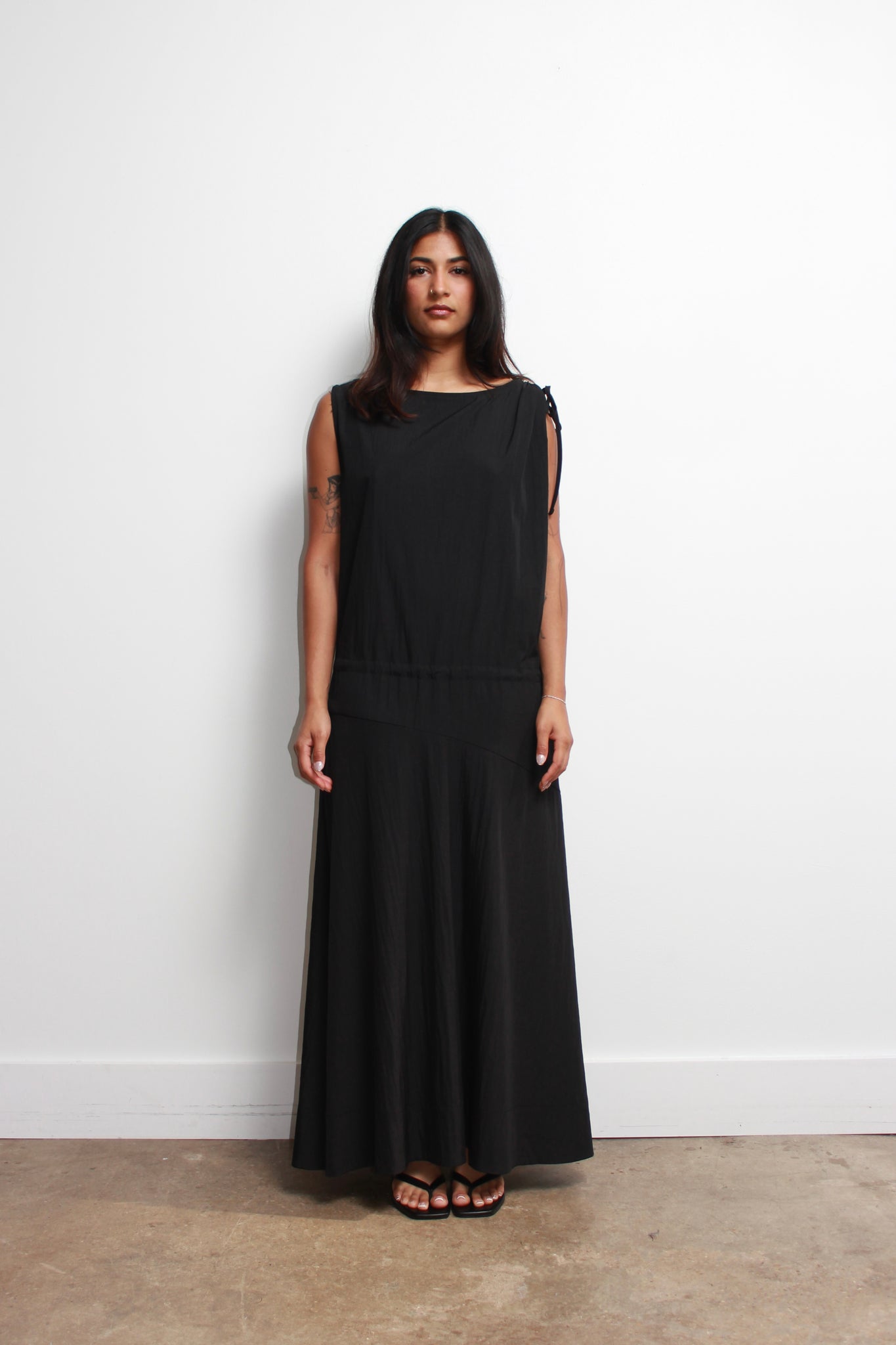 Nweol Shoulder String Dress in Black