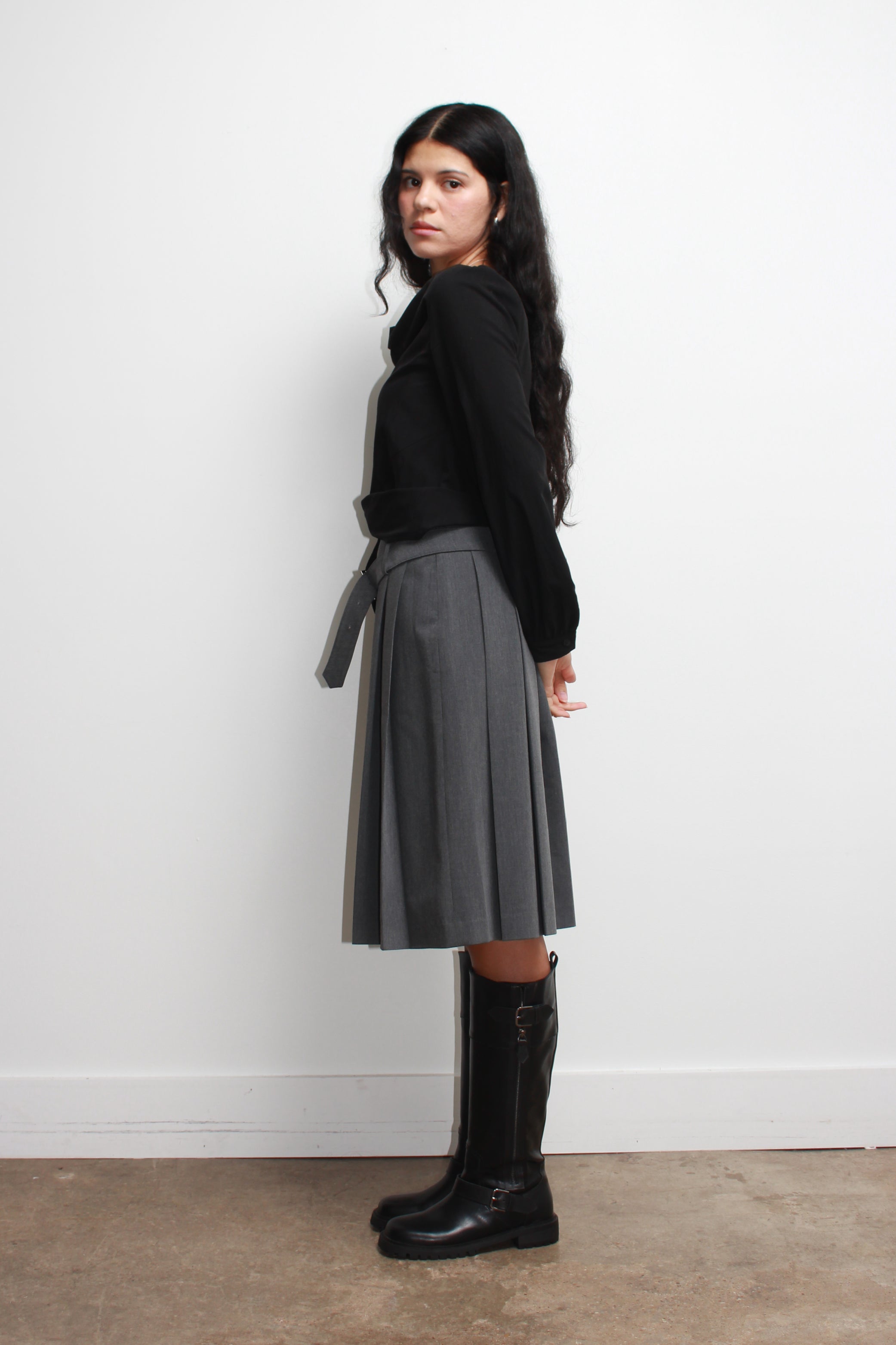 Pleated Belt Skirt in Grey – Jowa.shop