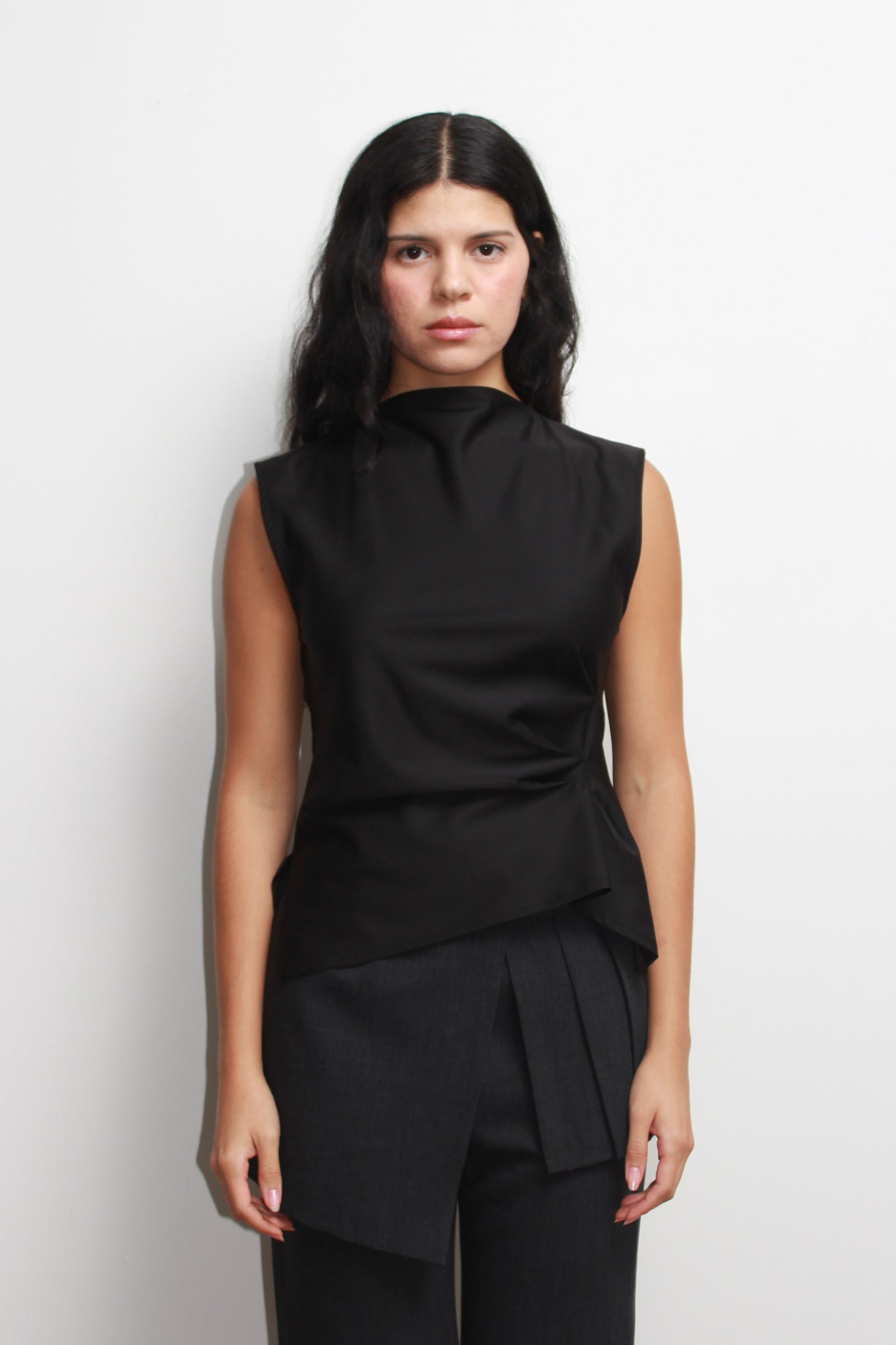 Vase Back Button Vest in Black