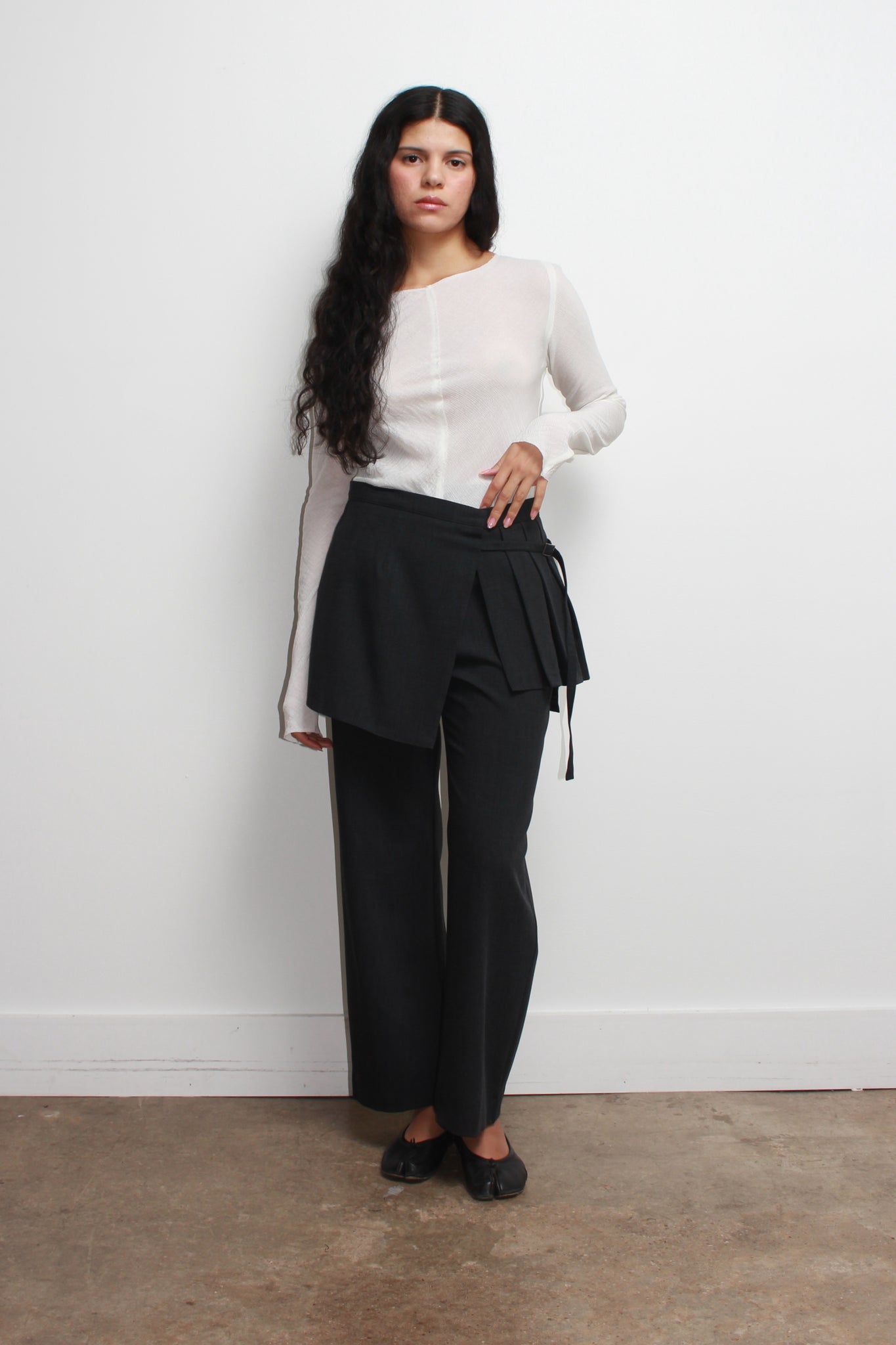Tei Pleats Wrap Skirt Pants in Charcoal