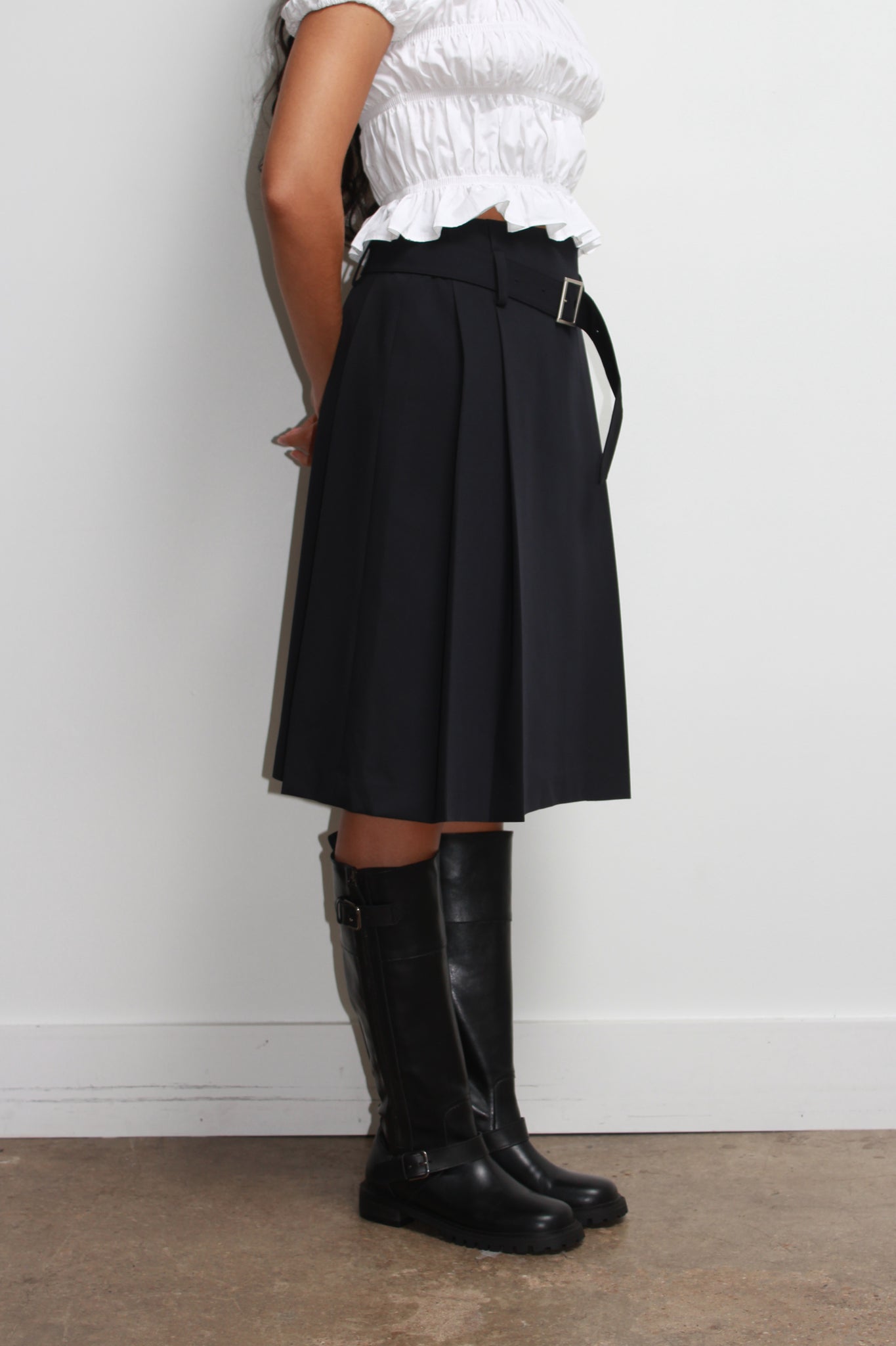 Pleated Belt Skirt in Navy
