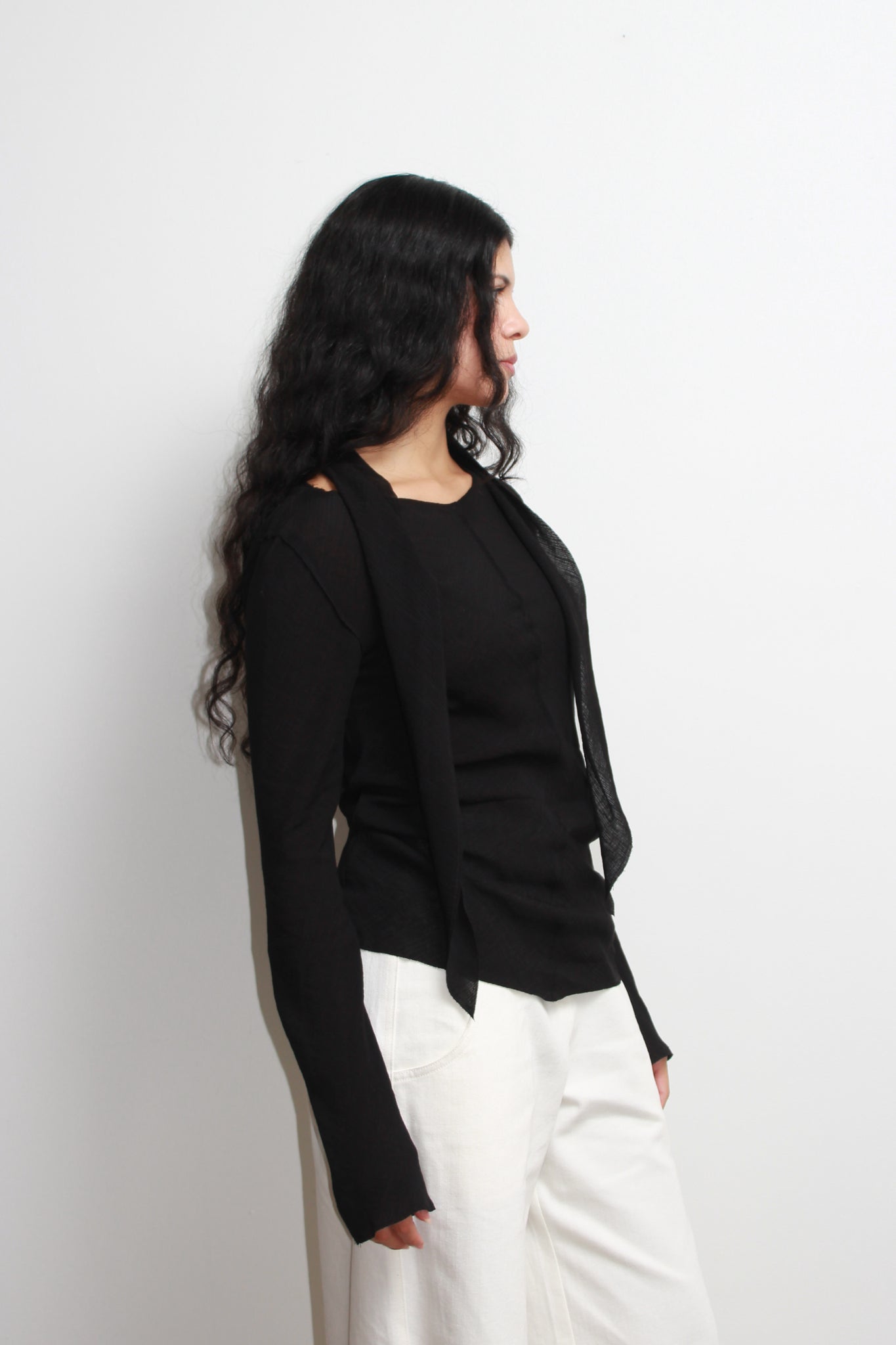 LF Scarf Top in Black
