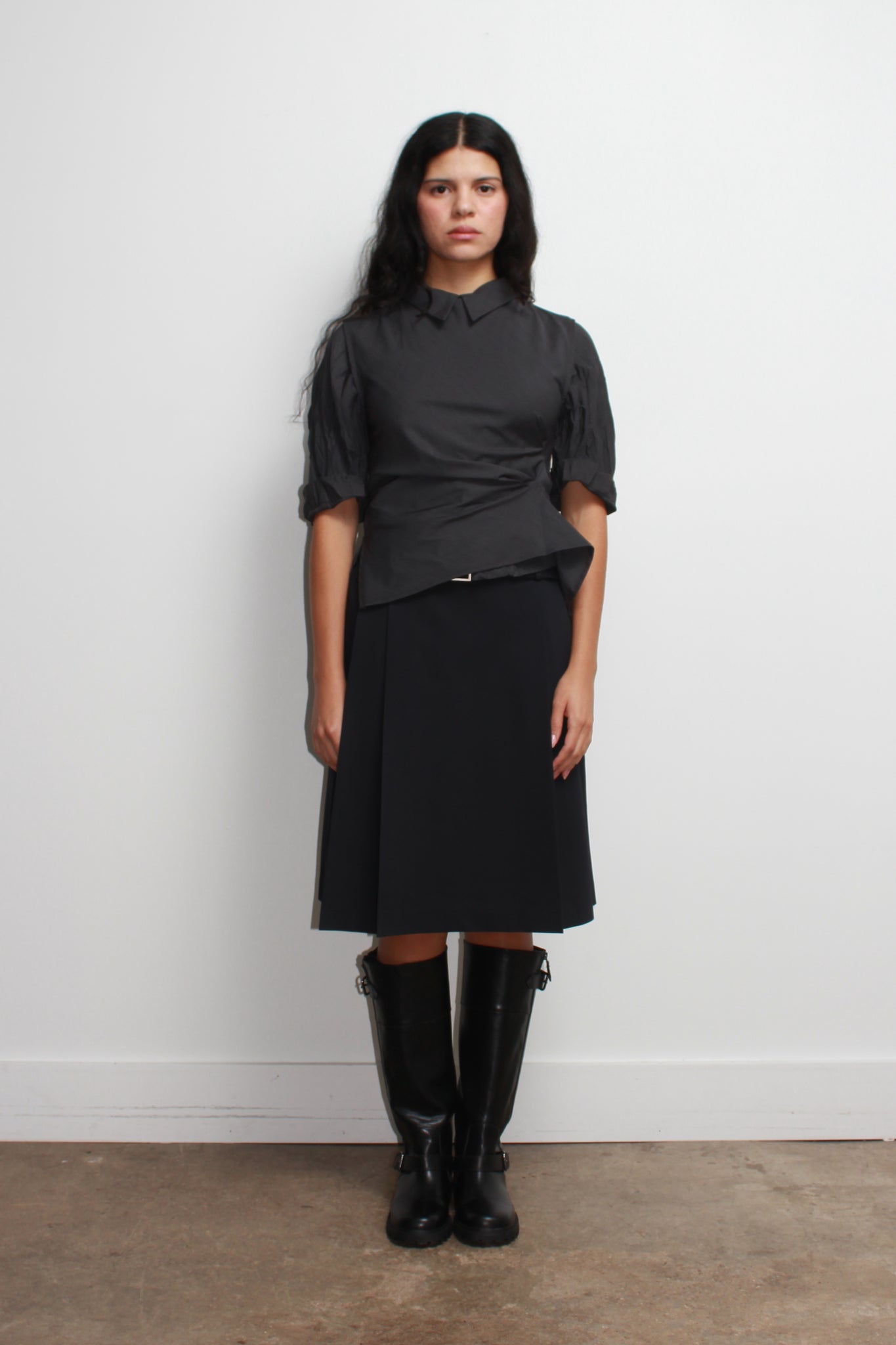 Vase Back Button Vest in Charcoal