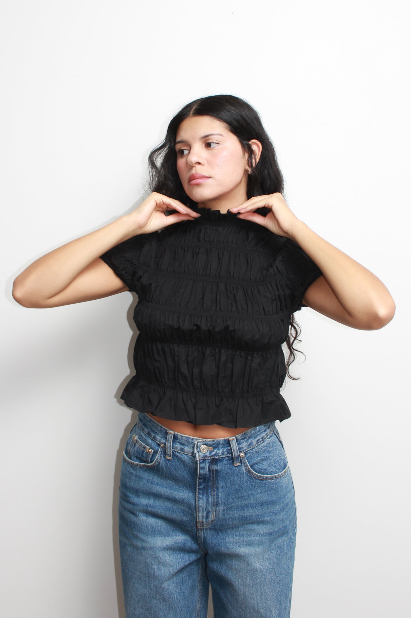 Phony Ruffle Top in Black