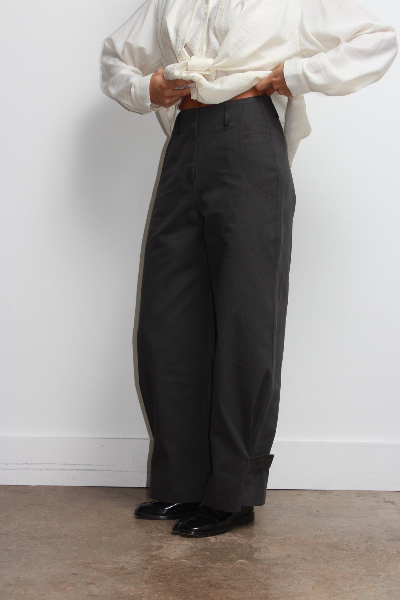 Penny Cotton Pants in Charcoal