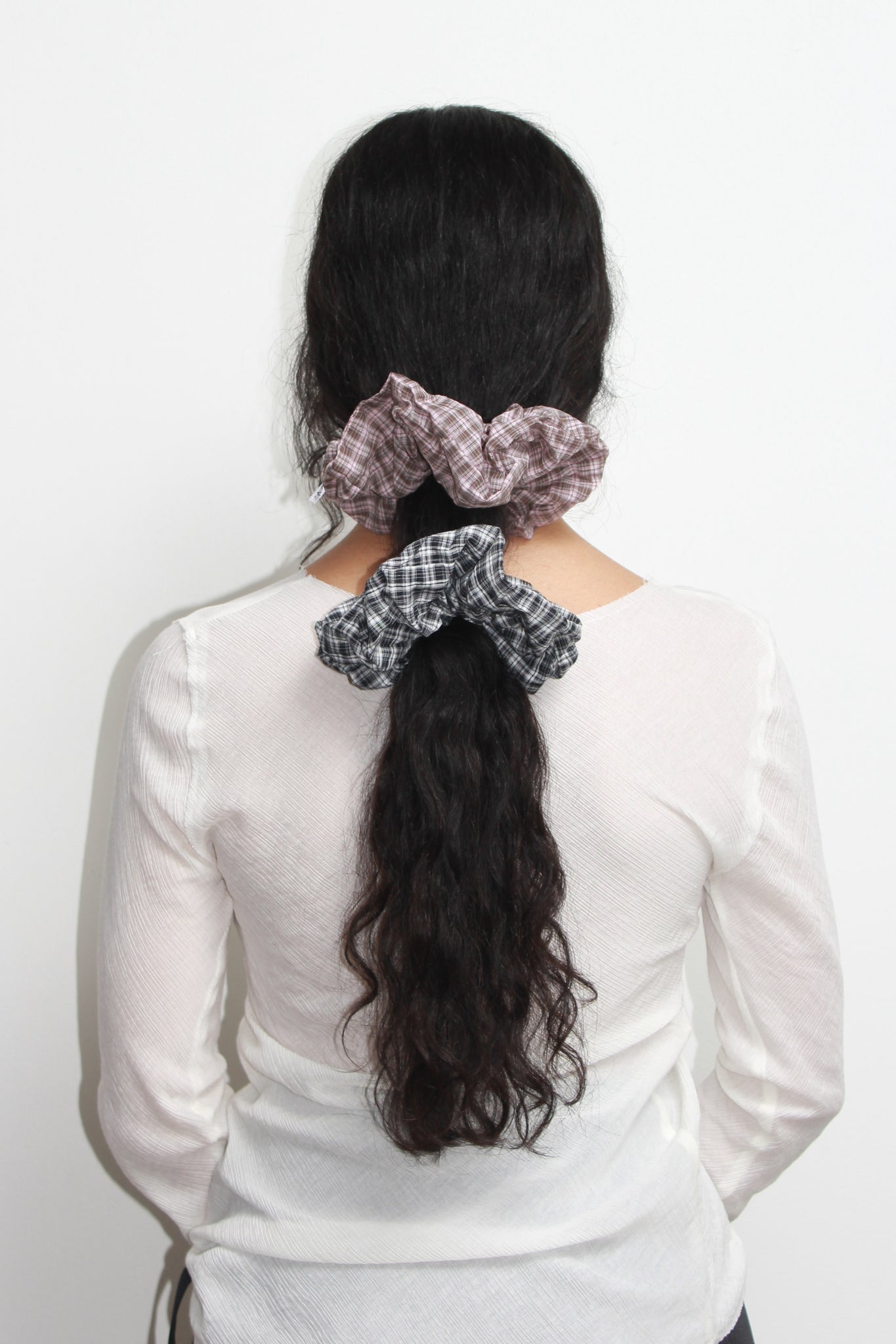 Fall Checker Big Scrunchie in Black