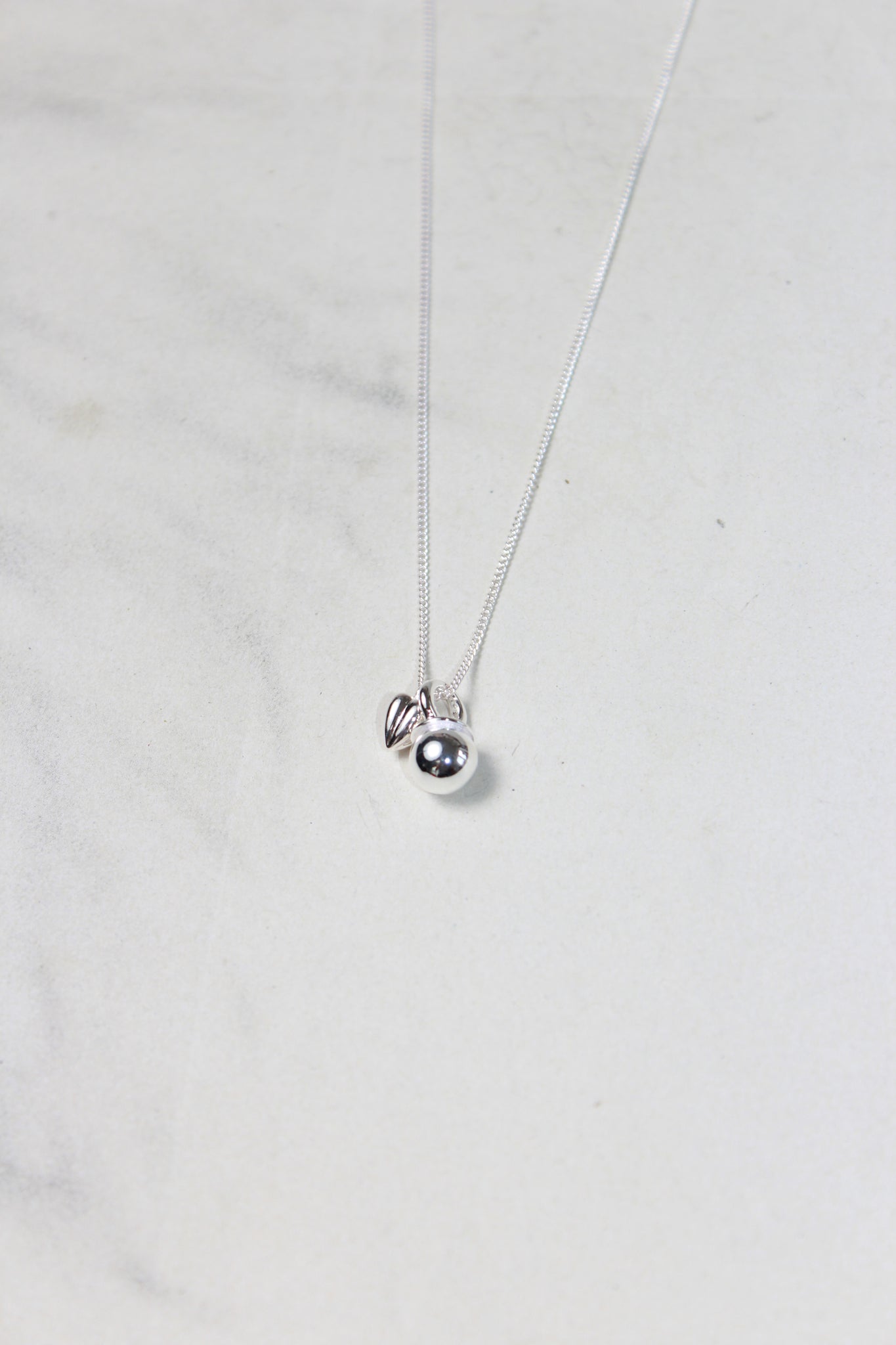 Volume Heart Ring Necklace