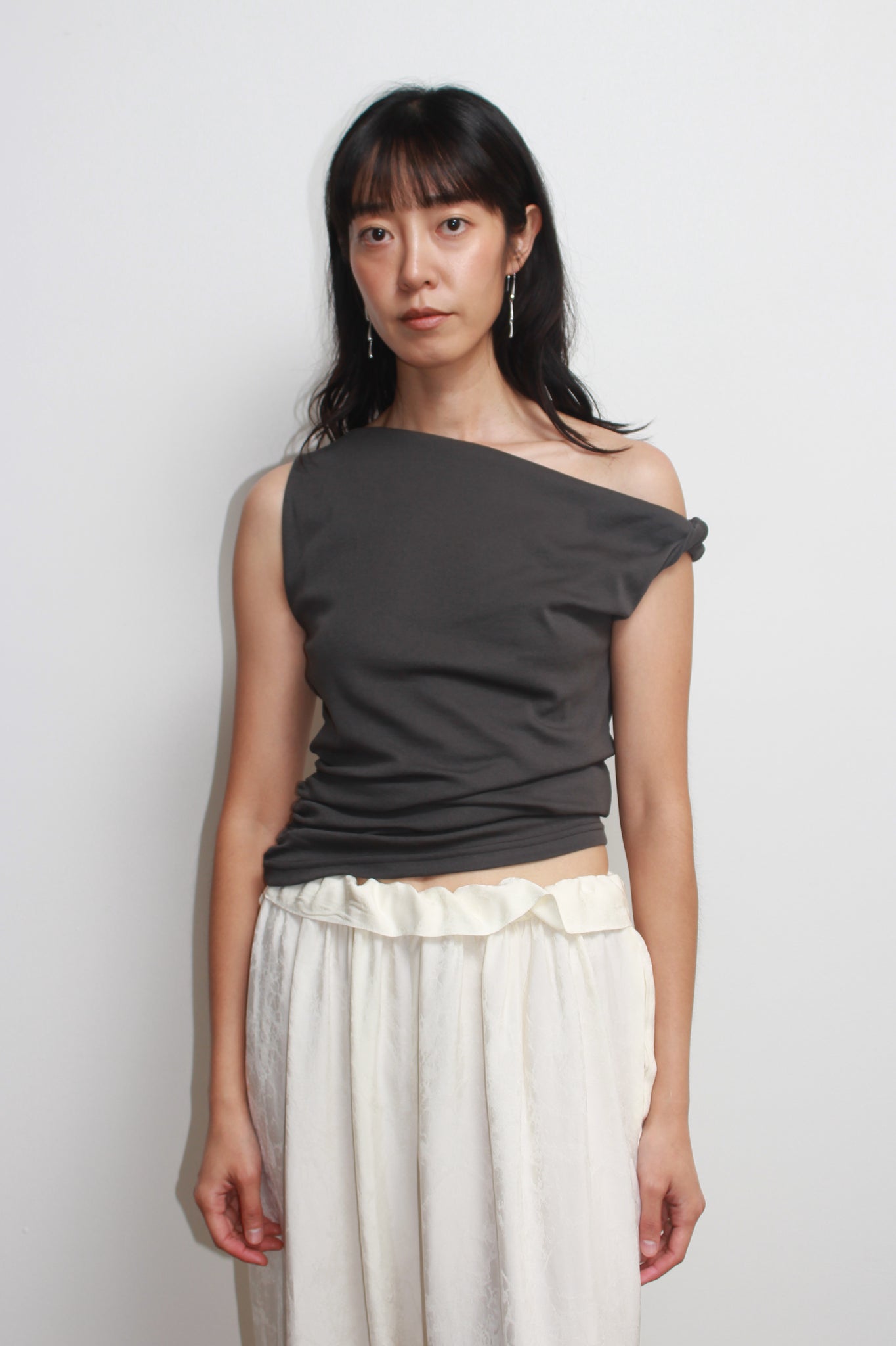 Twist Unbalance Top in Charcoal