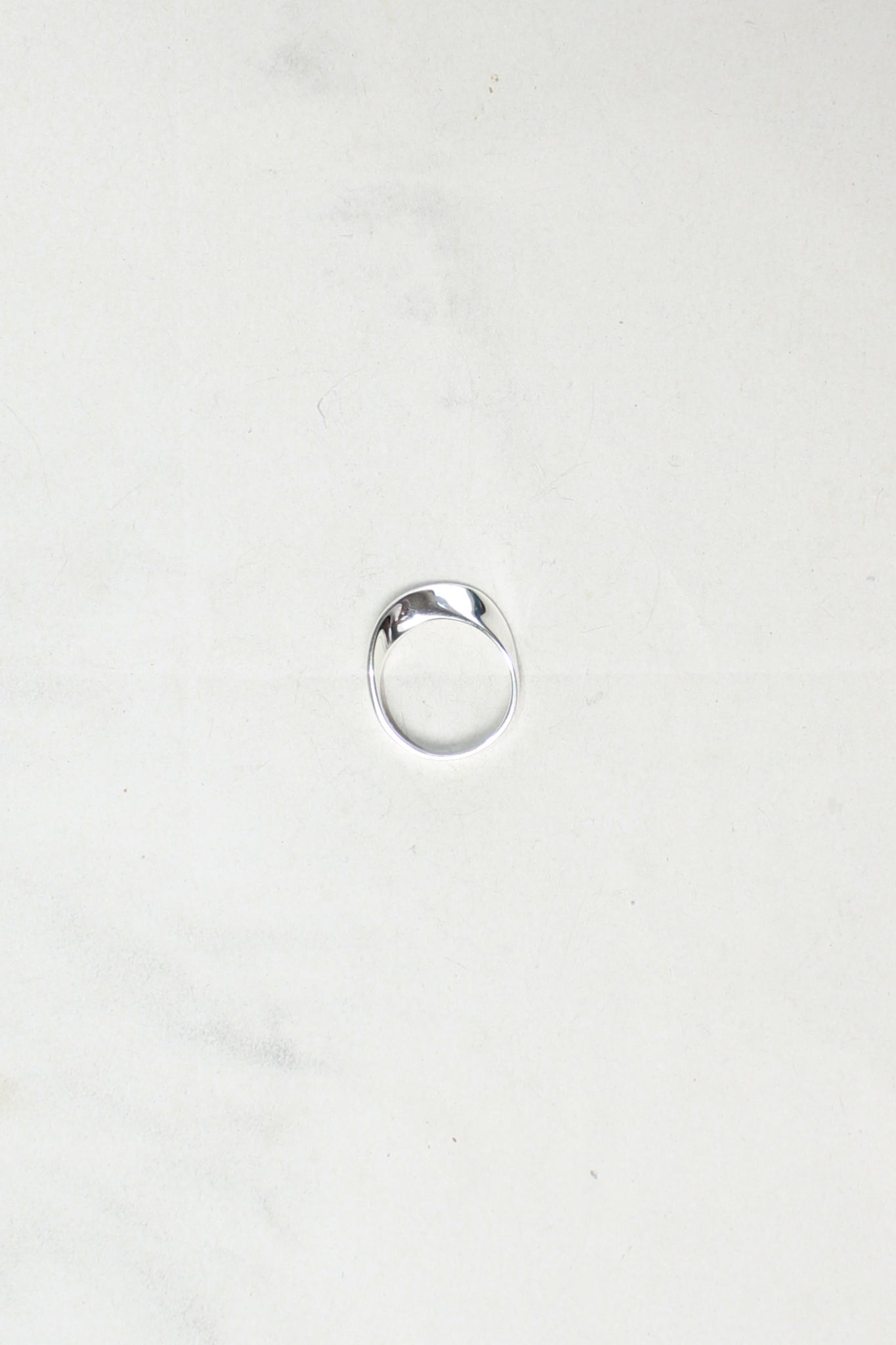 Slim Wavy Ring