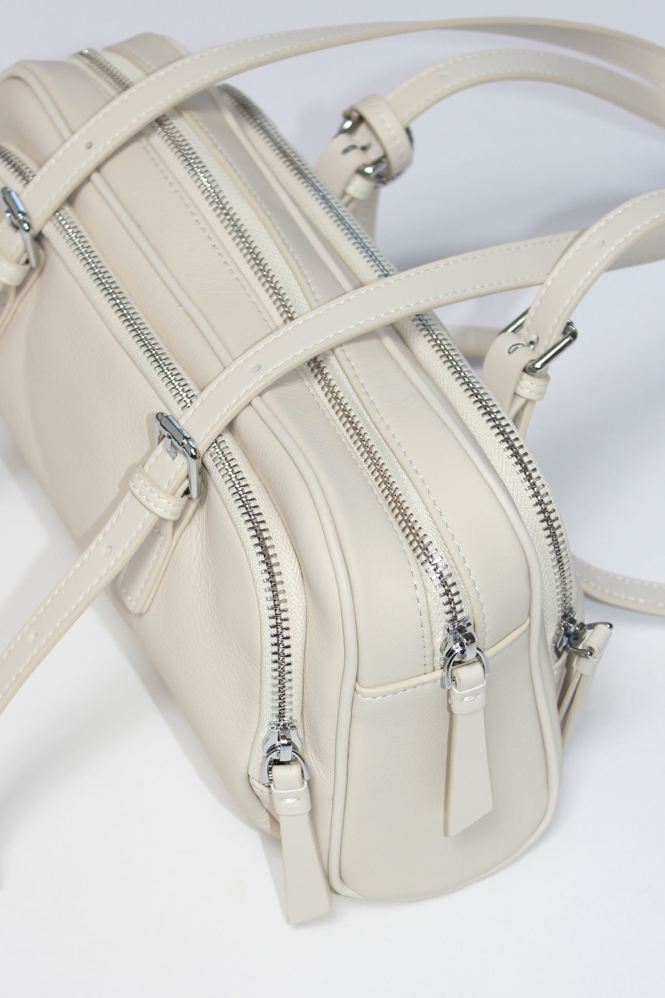 Double Zipper Shoulder Bag in Ivory