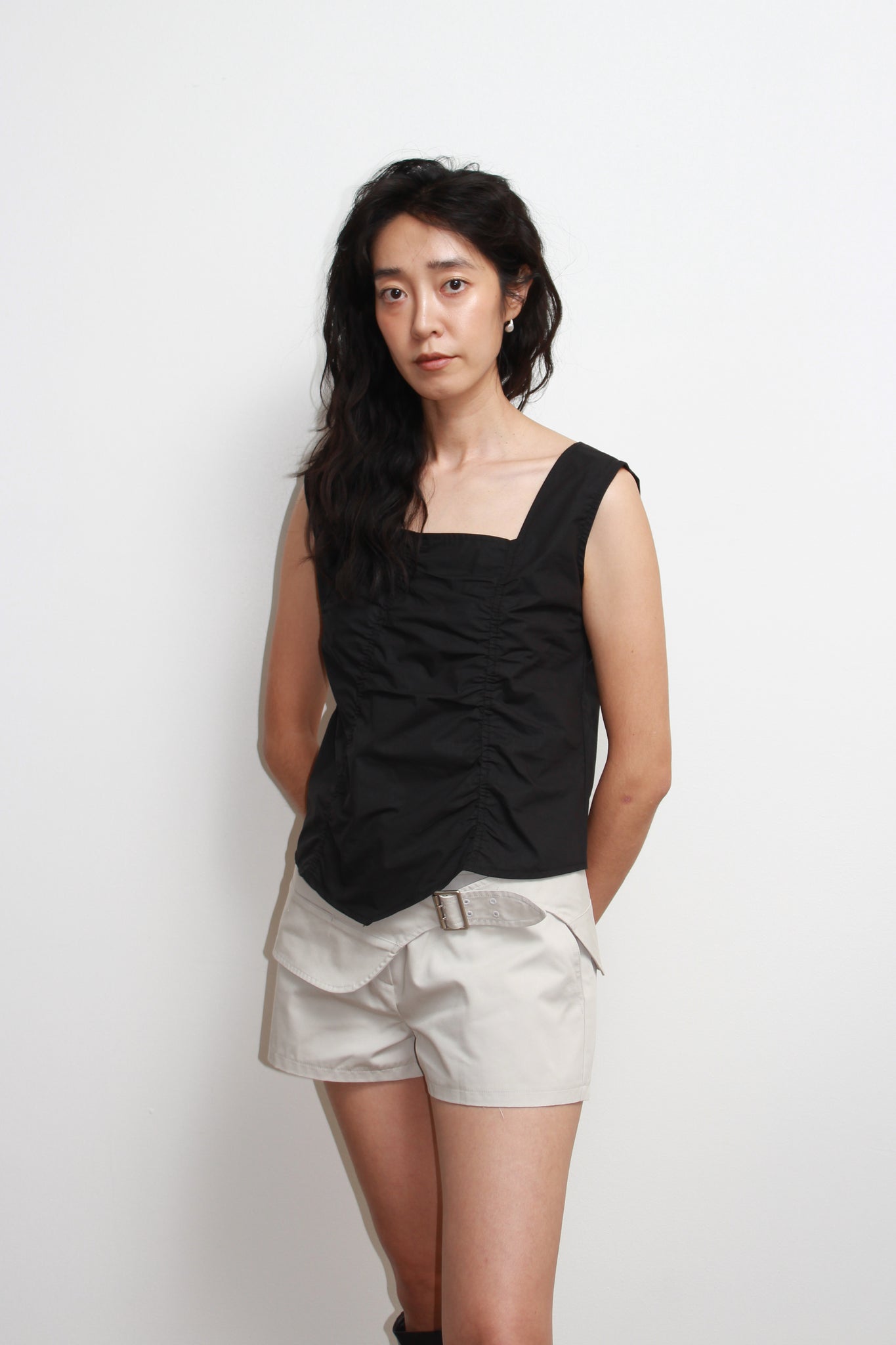 Three Shirring Unbalance Hem Top in Black