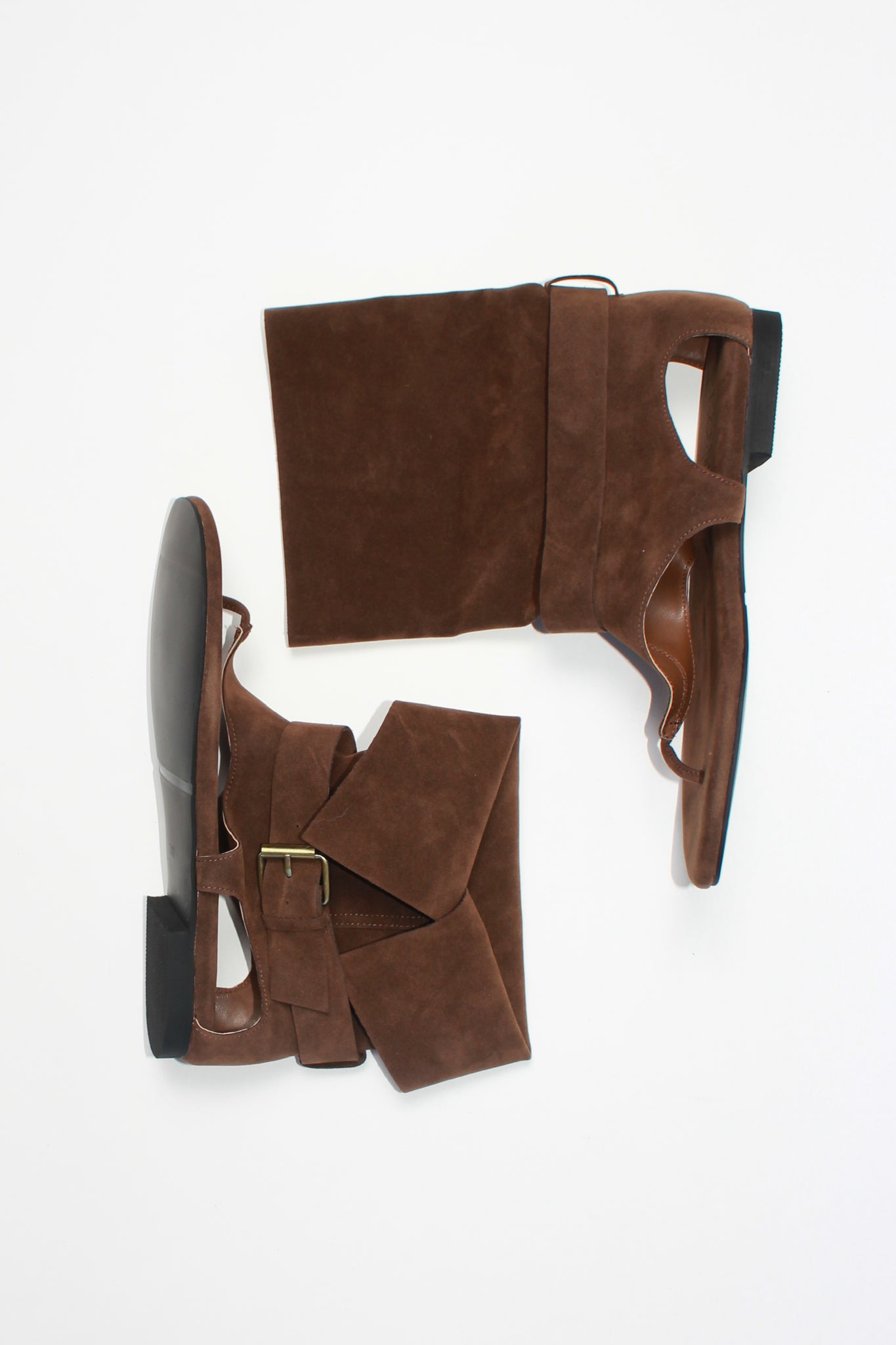 Mojo Flip Flop Boots in Brown