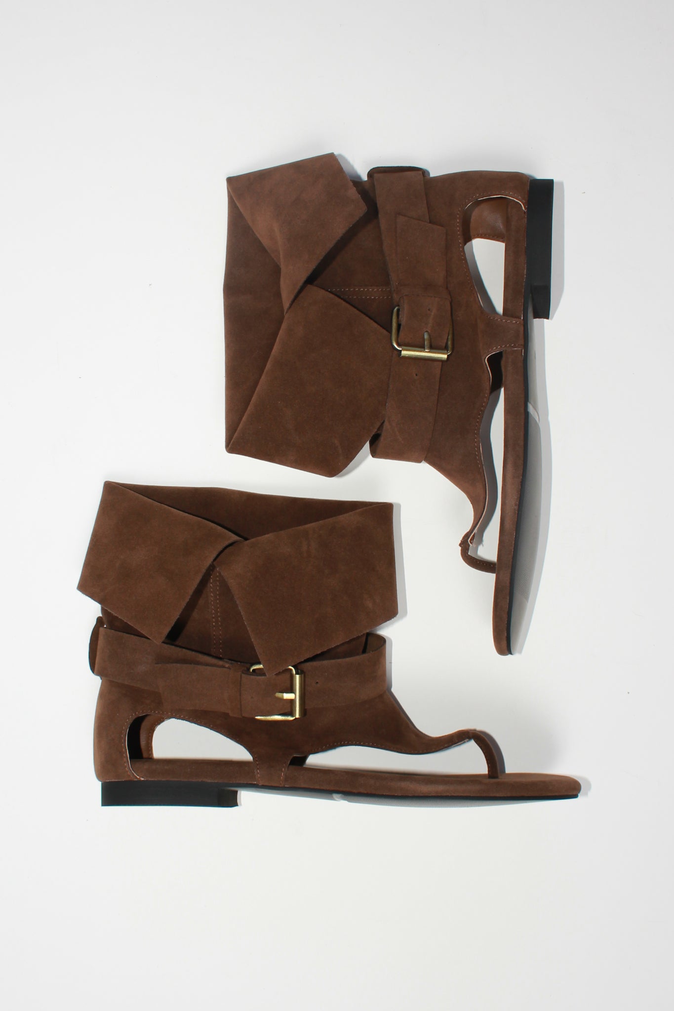 Mojo Flip Flop Boots in Brown