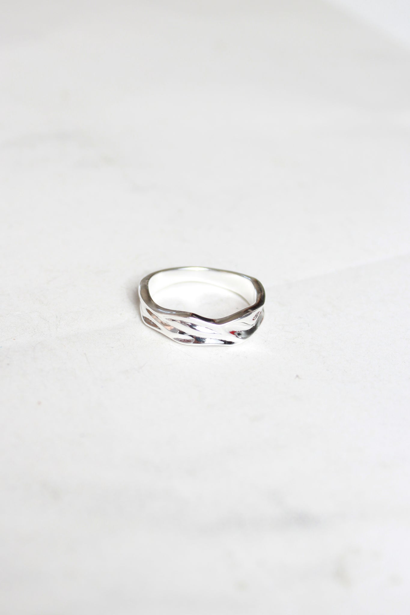 Wave Carve Silver Ring