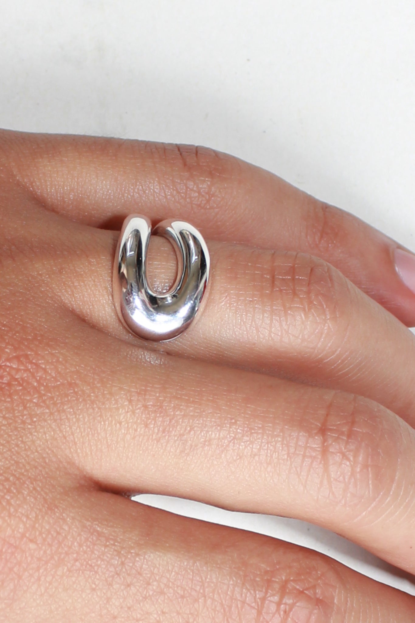 Bold Circle Line Ring