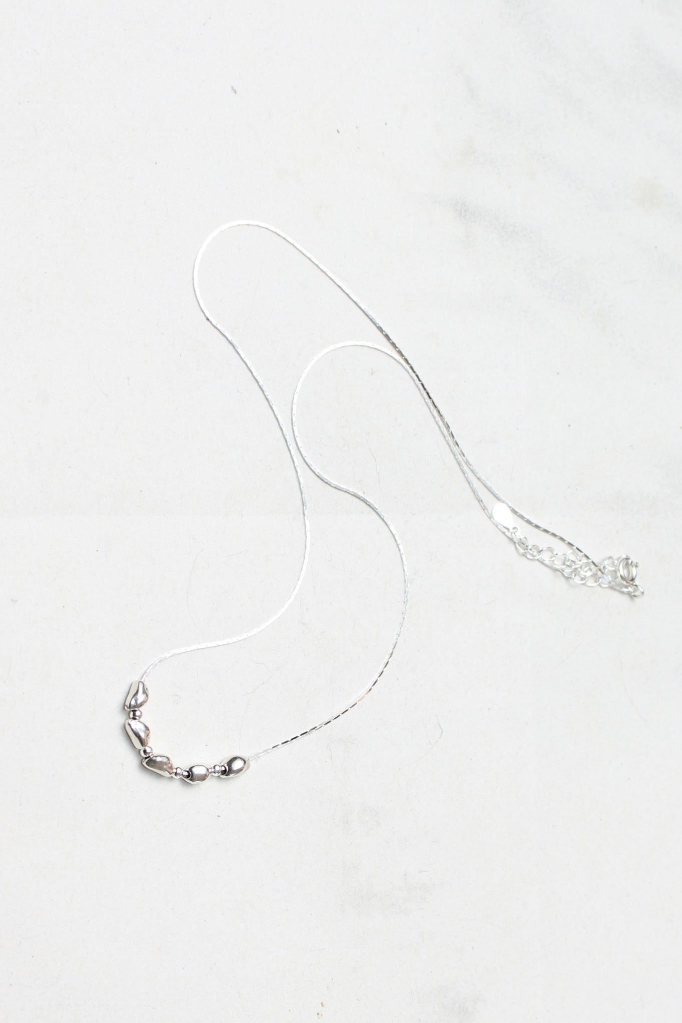 Peddle Silver ball Necklace