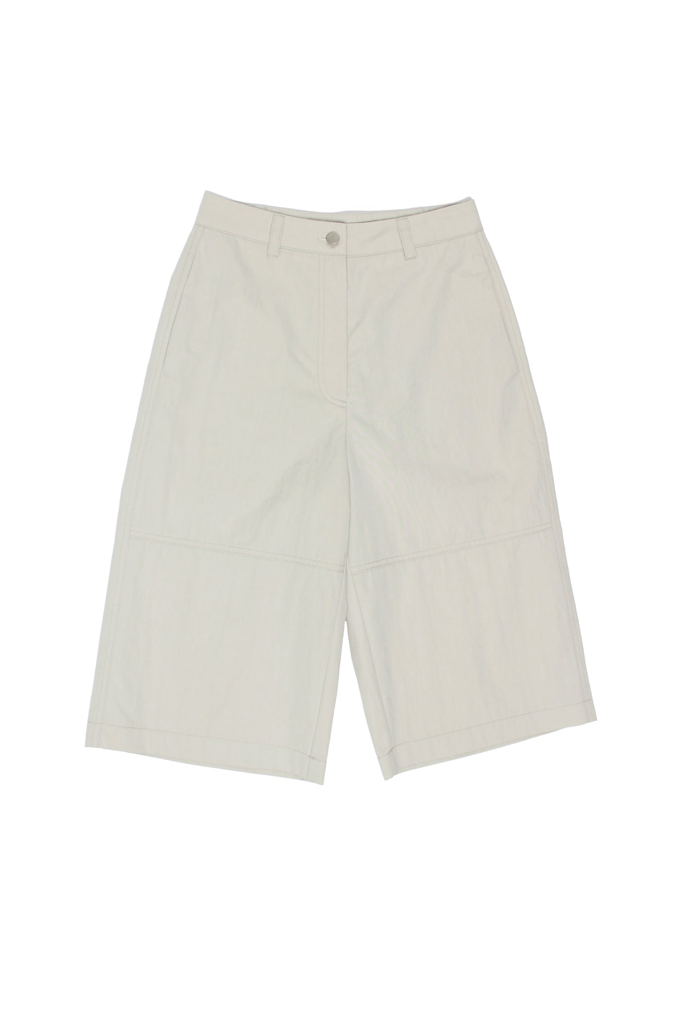 Nova Bermuda Capri Shorts in Light Grey