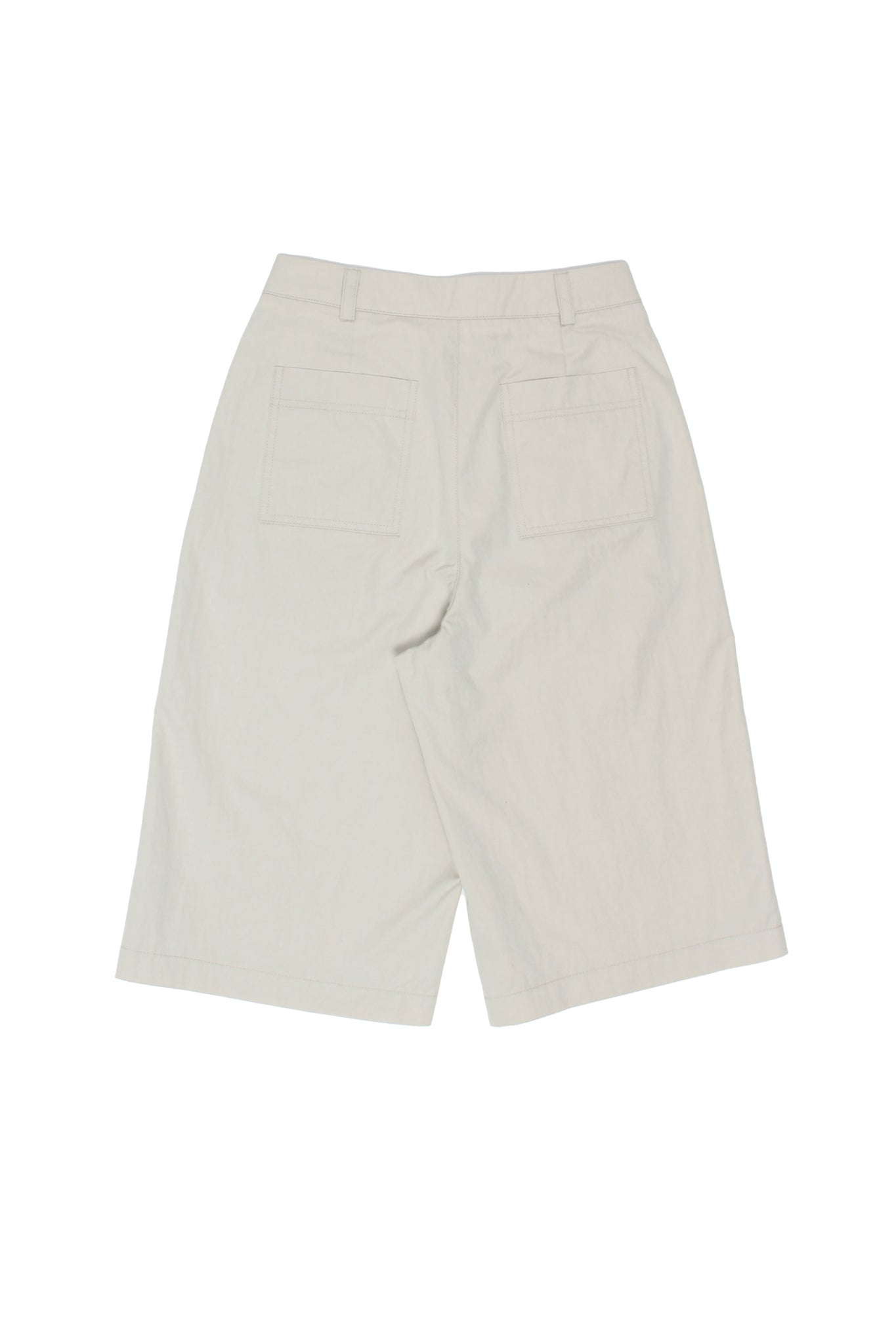 Nova Bermuda Capri Shorts in Light Grey