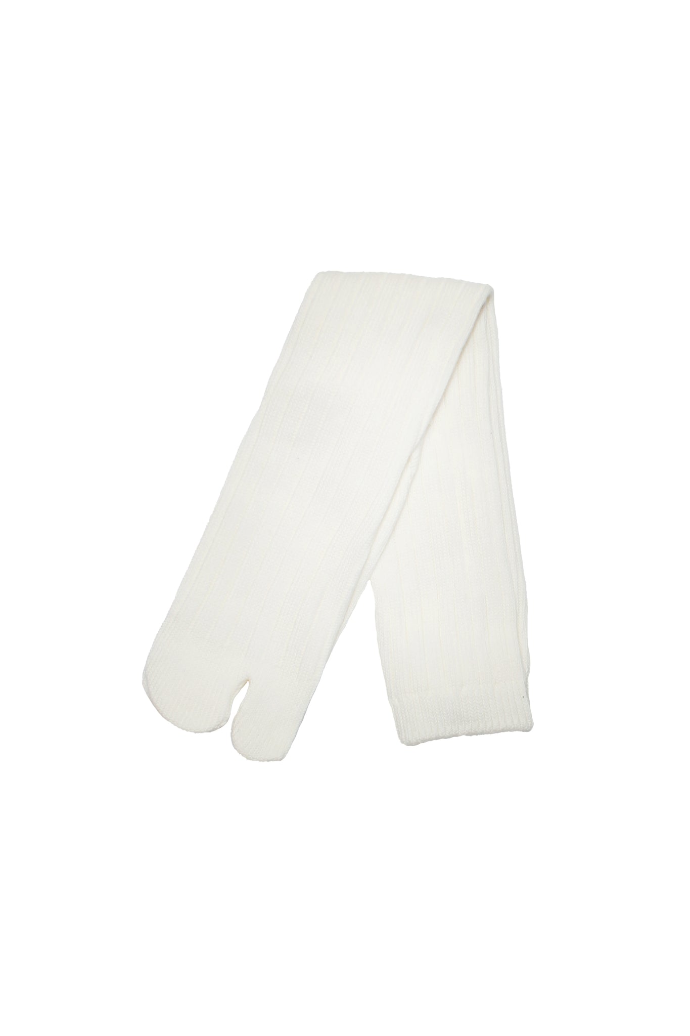 Tabi Ribbed knee socks in off white