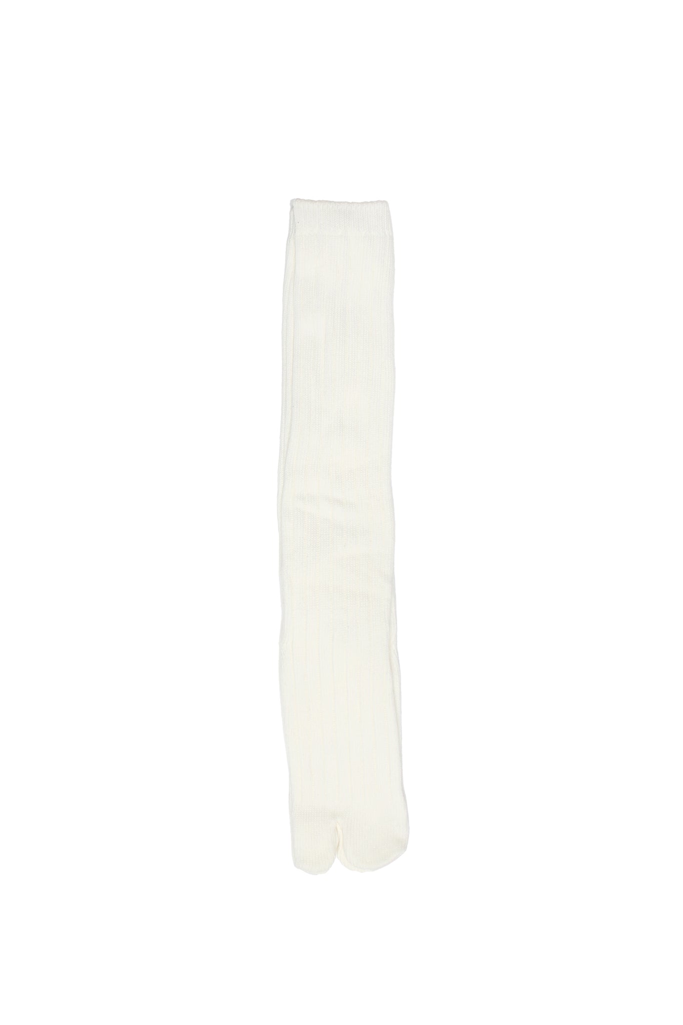 Tabi Ribbed knee socks in off white