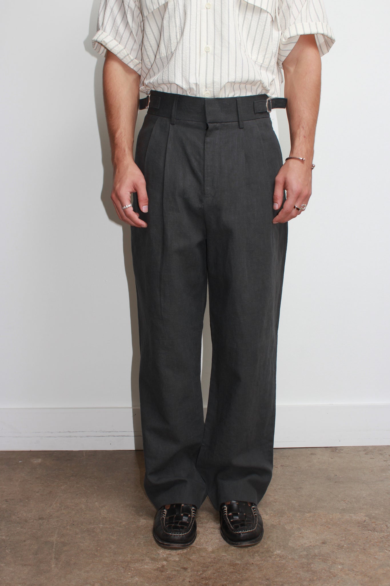 Bizo Linen Trouser in Charcoal