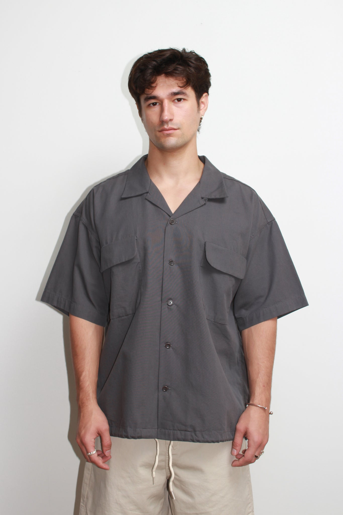 Solid Pocket Shirt in Charcoal