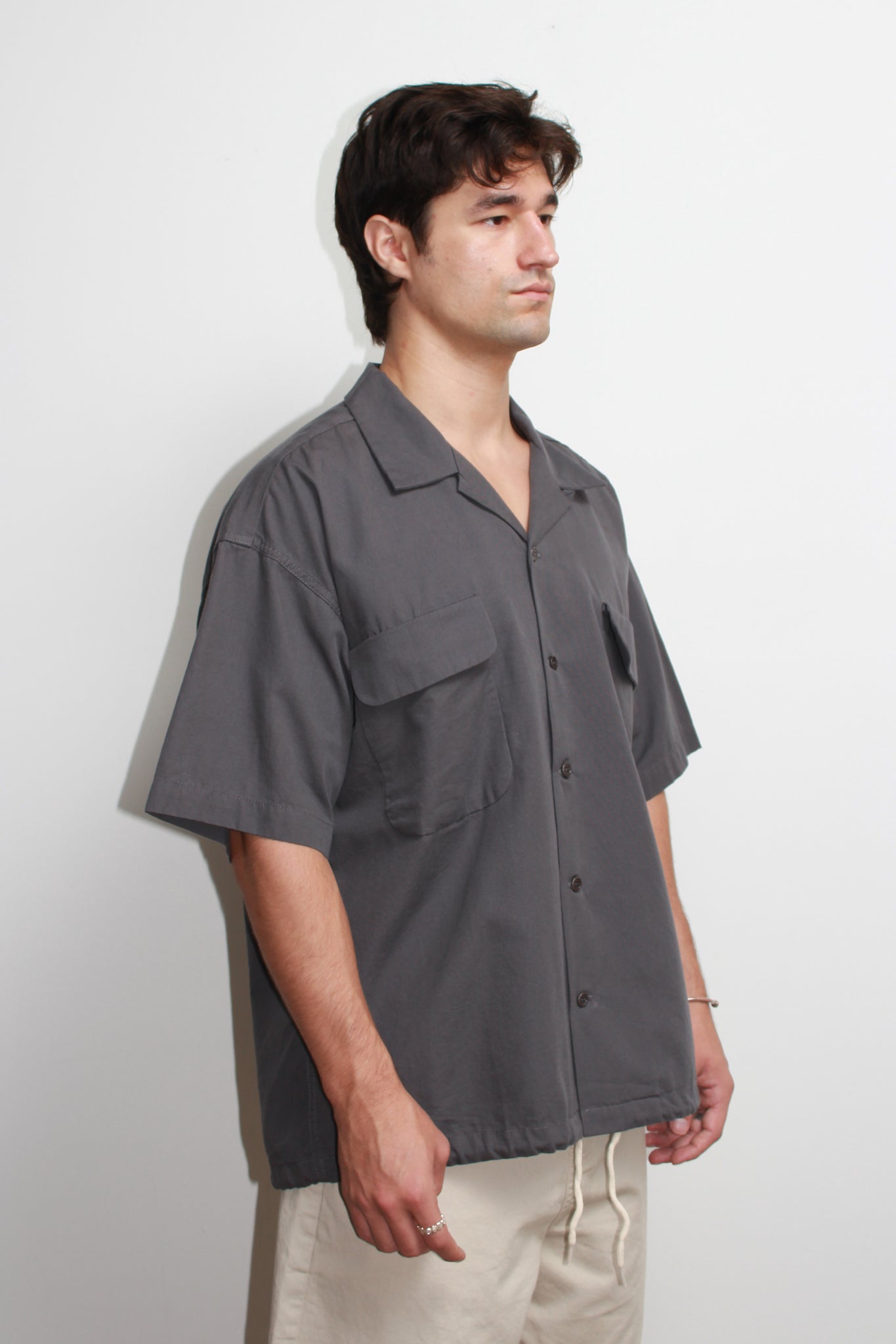 Solid Pocket Shirt in Charcoal