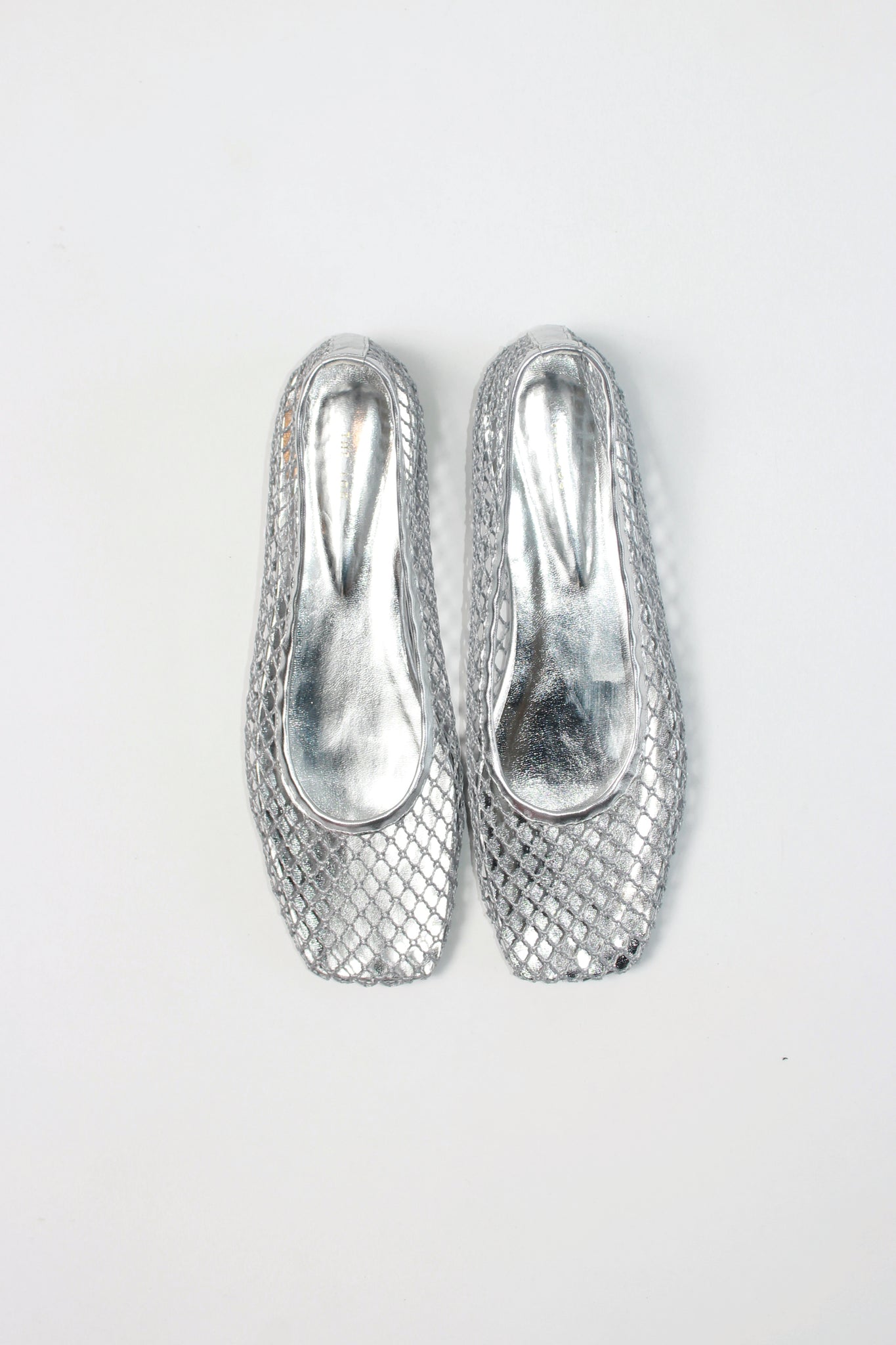 Silver Mesh Flat in Silver