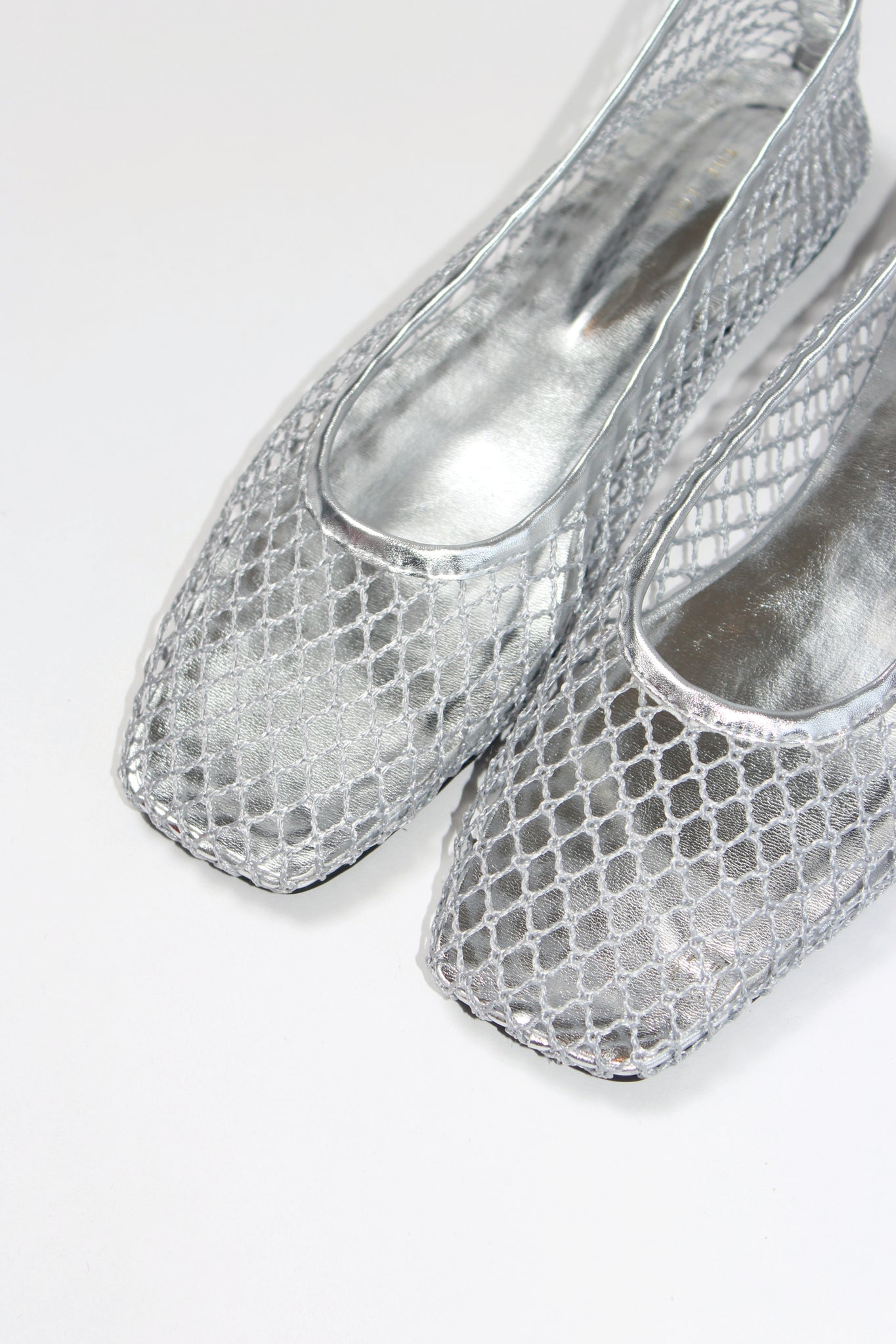 Silver Mesh Flat in Silver