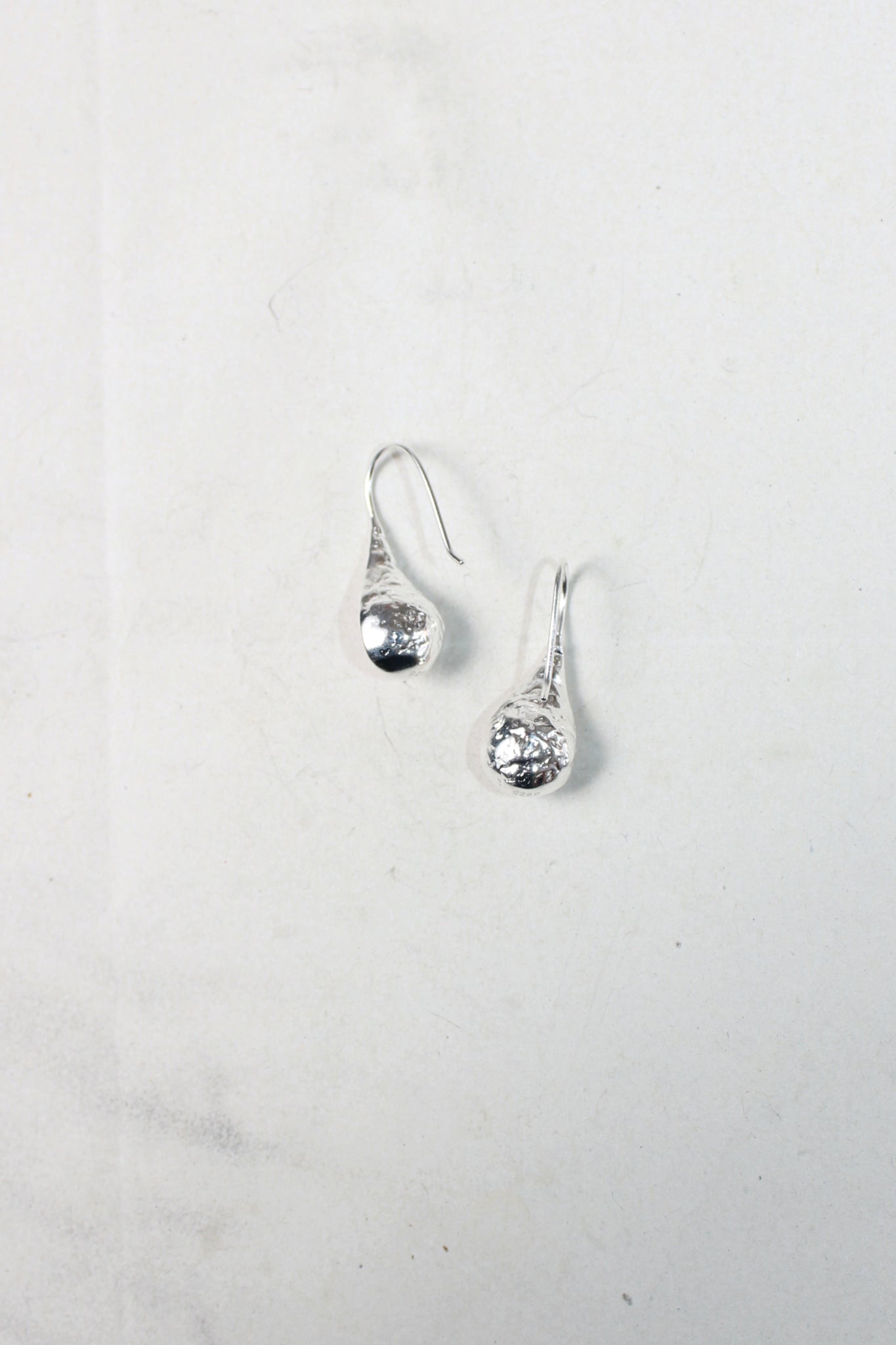 Tray Freshwater Pearl Hook Earring