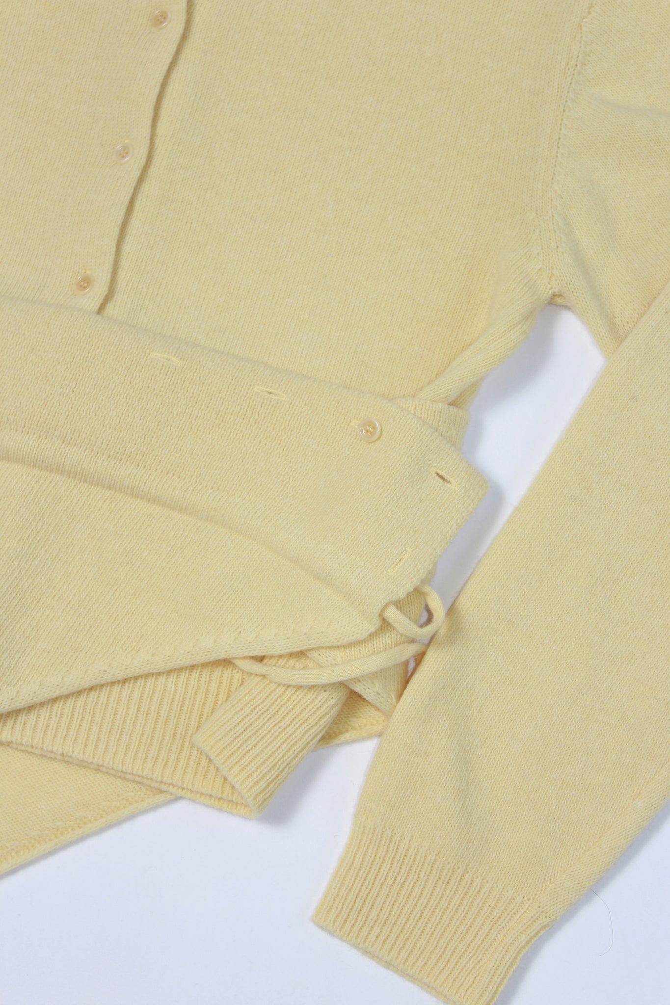 Moh Rounded Cardigan in Lemon