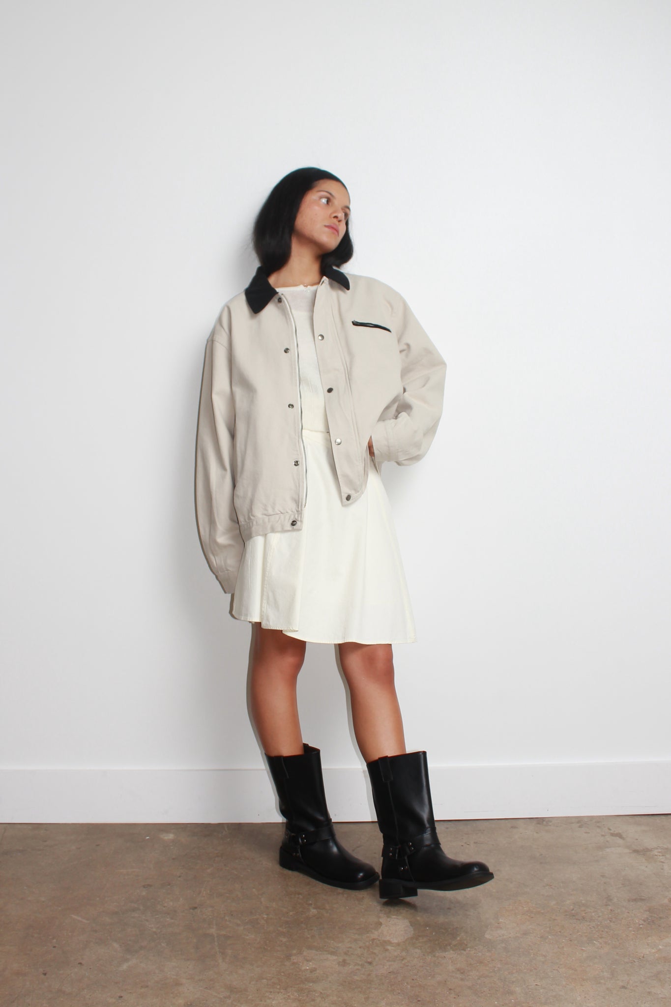 Collar Contrast Washed Jacket in white