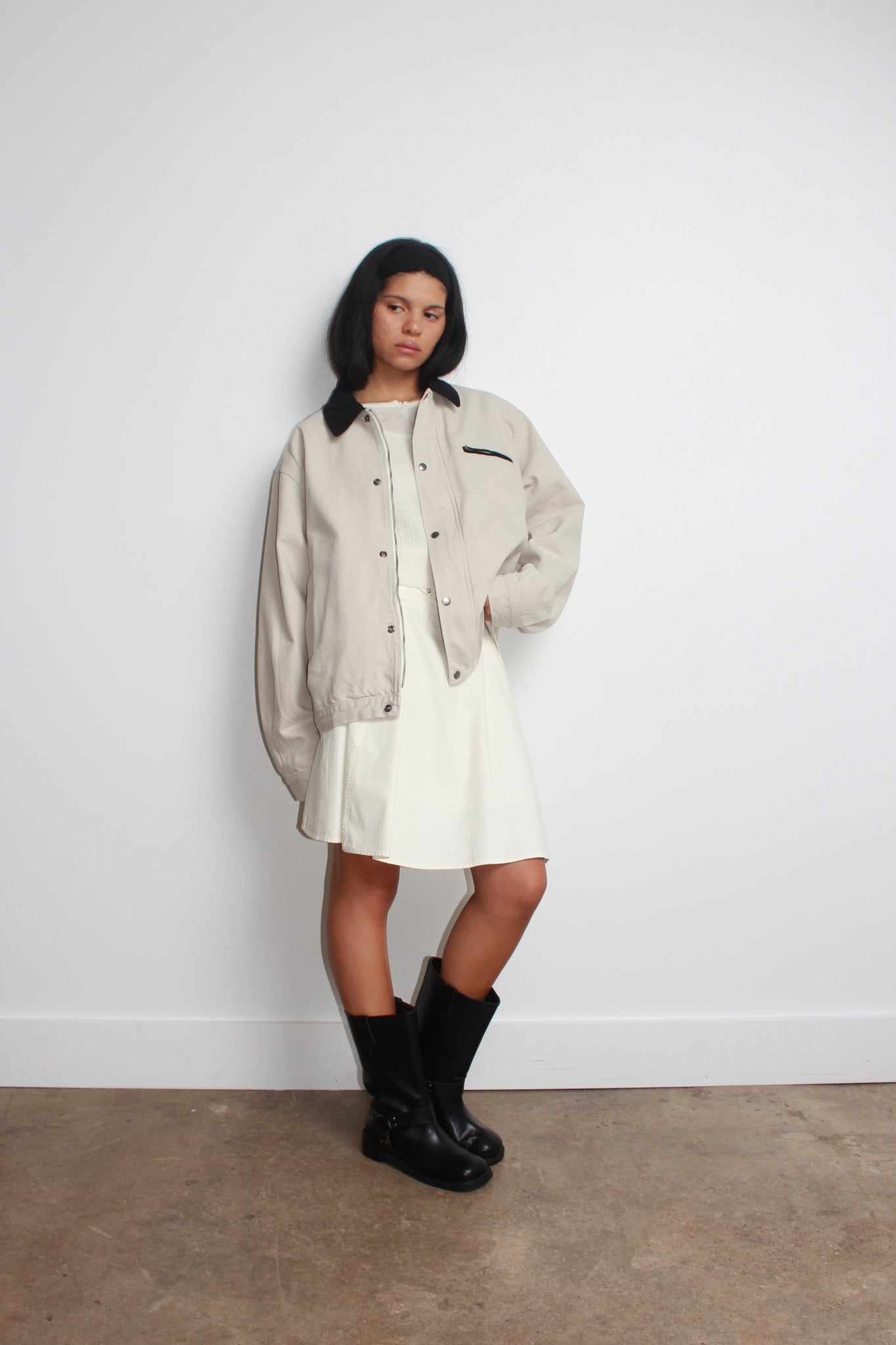 Collar Contrast Washed Jacket in white