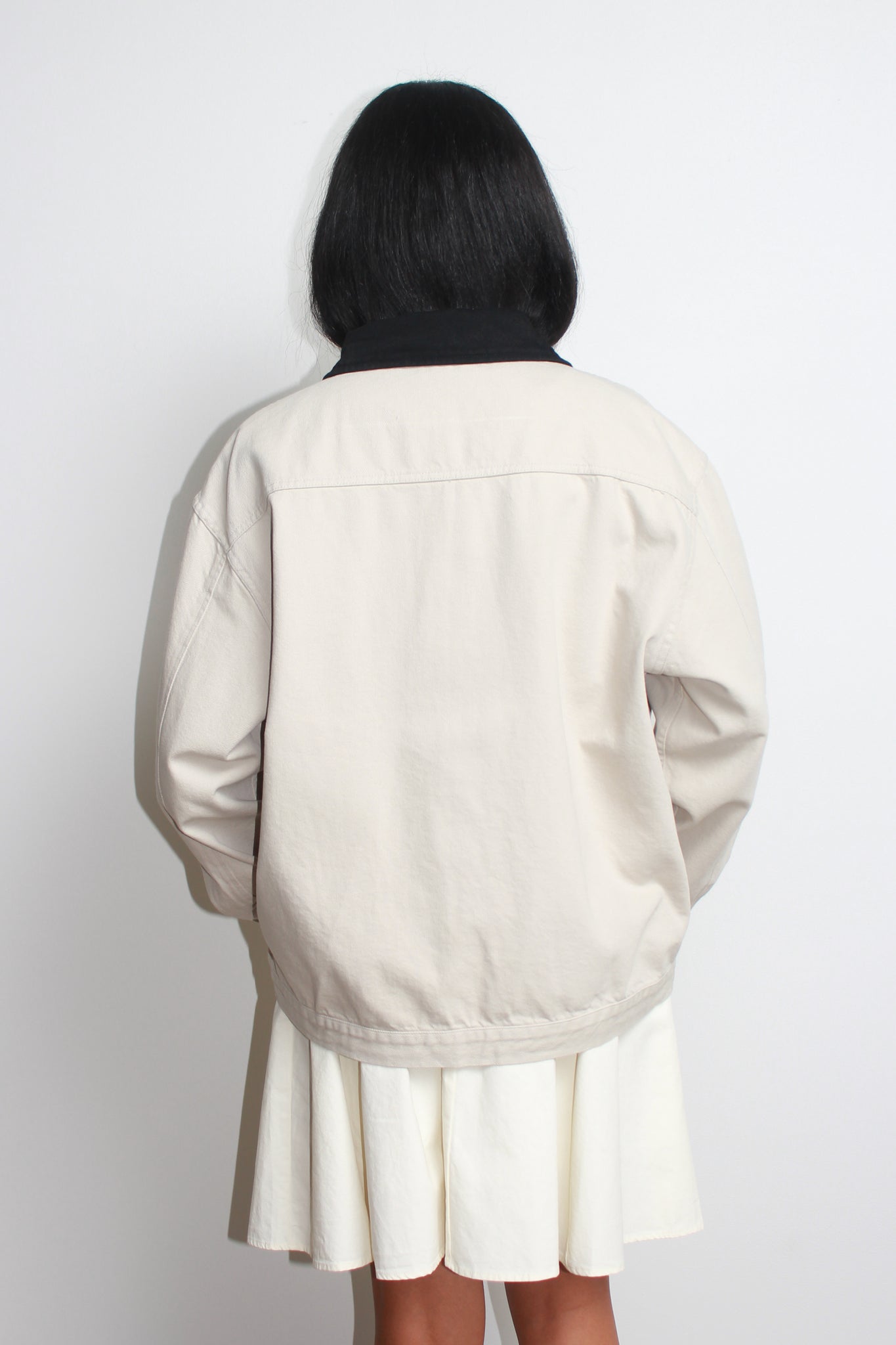 Collar Contrast Washed Jacket in white