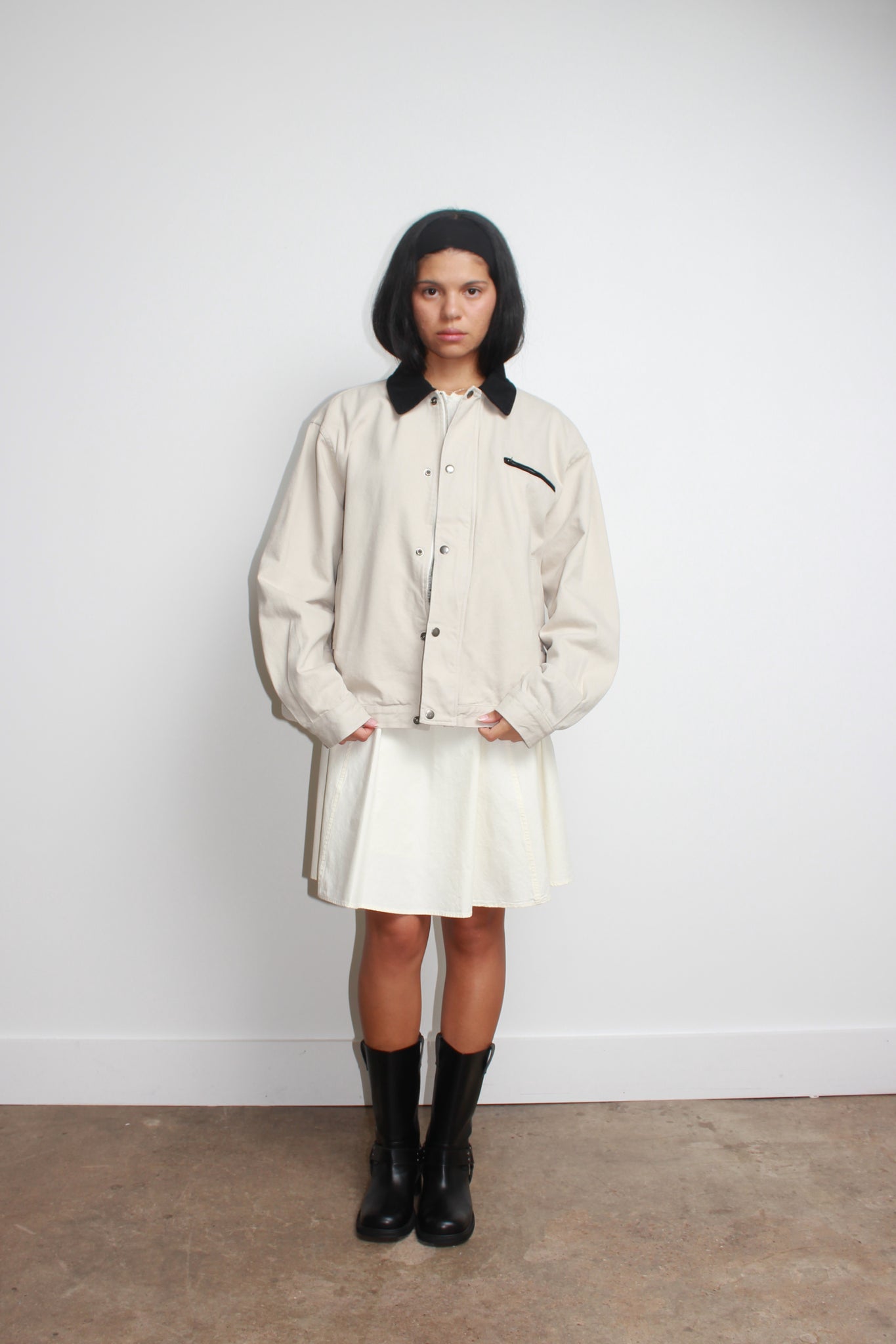 Collar Contrast Washed Jacket in white